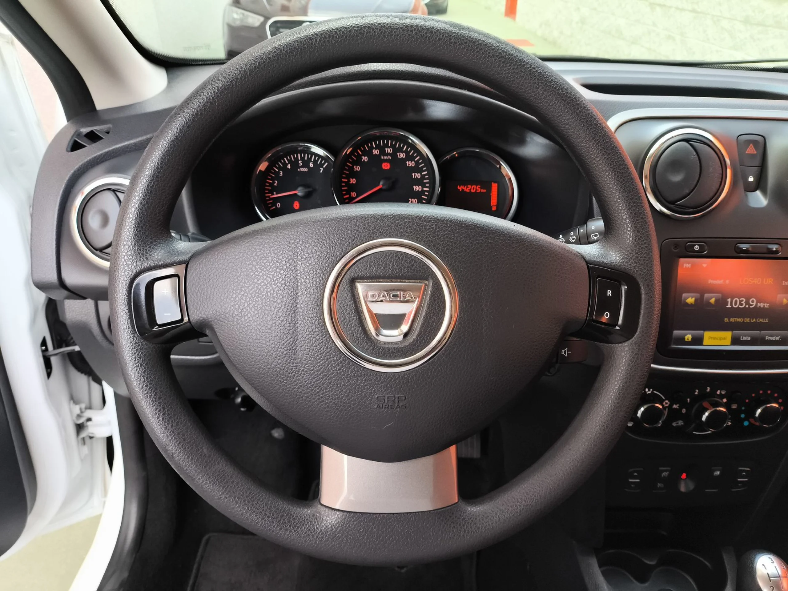 Dacia Sandero Laureate 1.2 55 kW (75 CV) - Foto 12