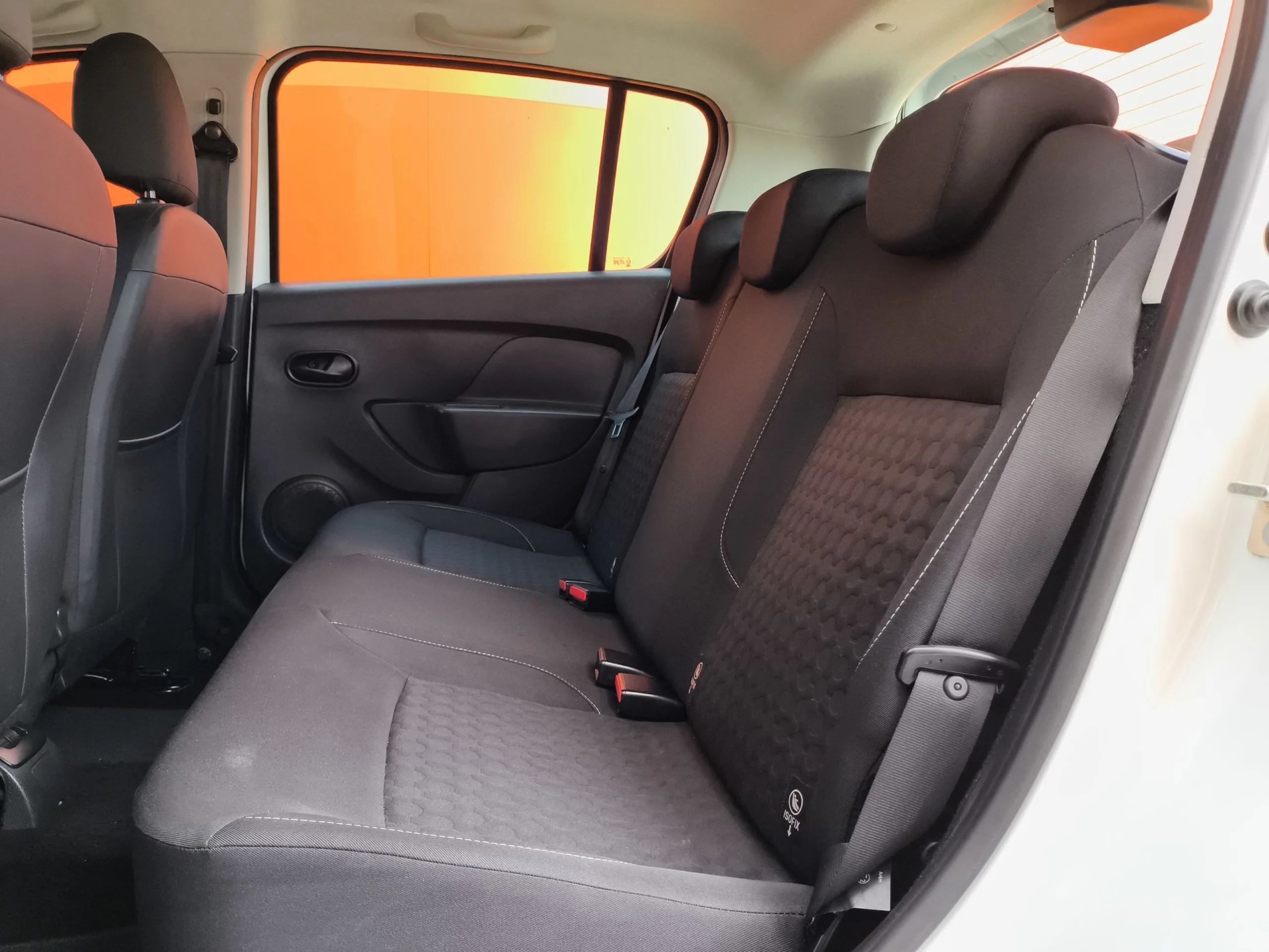Dacia Sandero Laureate 1.2 55 kW (75 CV) - Foto 23