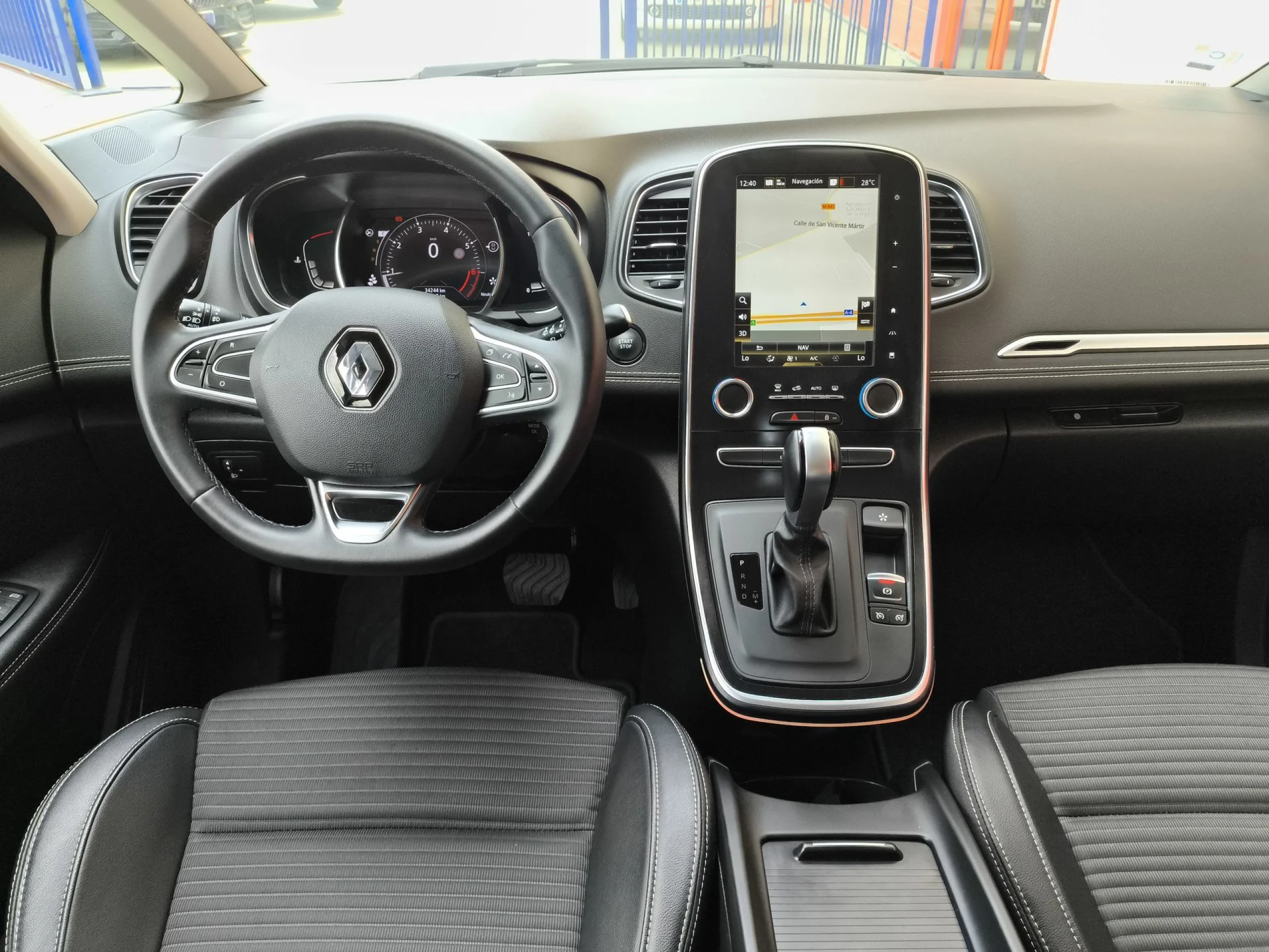 Renault Scenic Zen TCe 103 kW (140 CV) GPF EDC - Foto 11