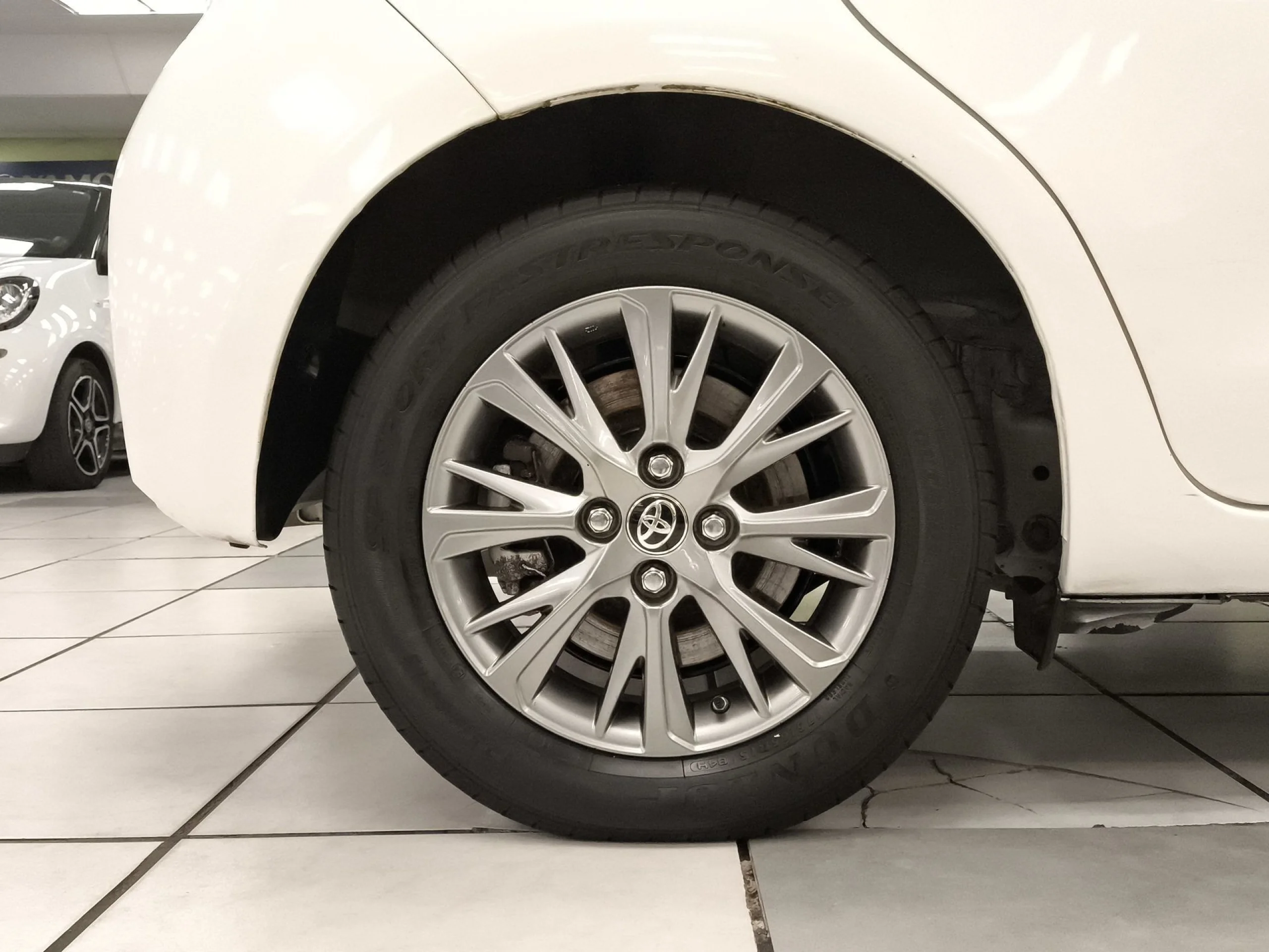 Toyota Yaris 70 Active 51 kW (69 CV) - Foto 10