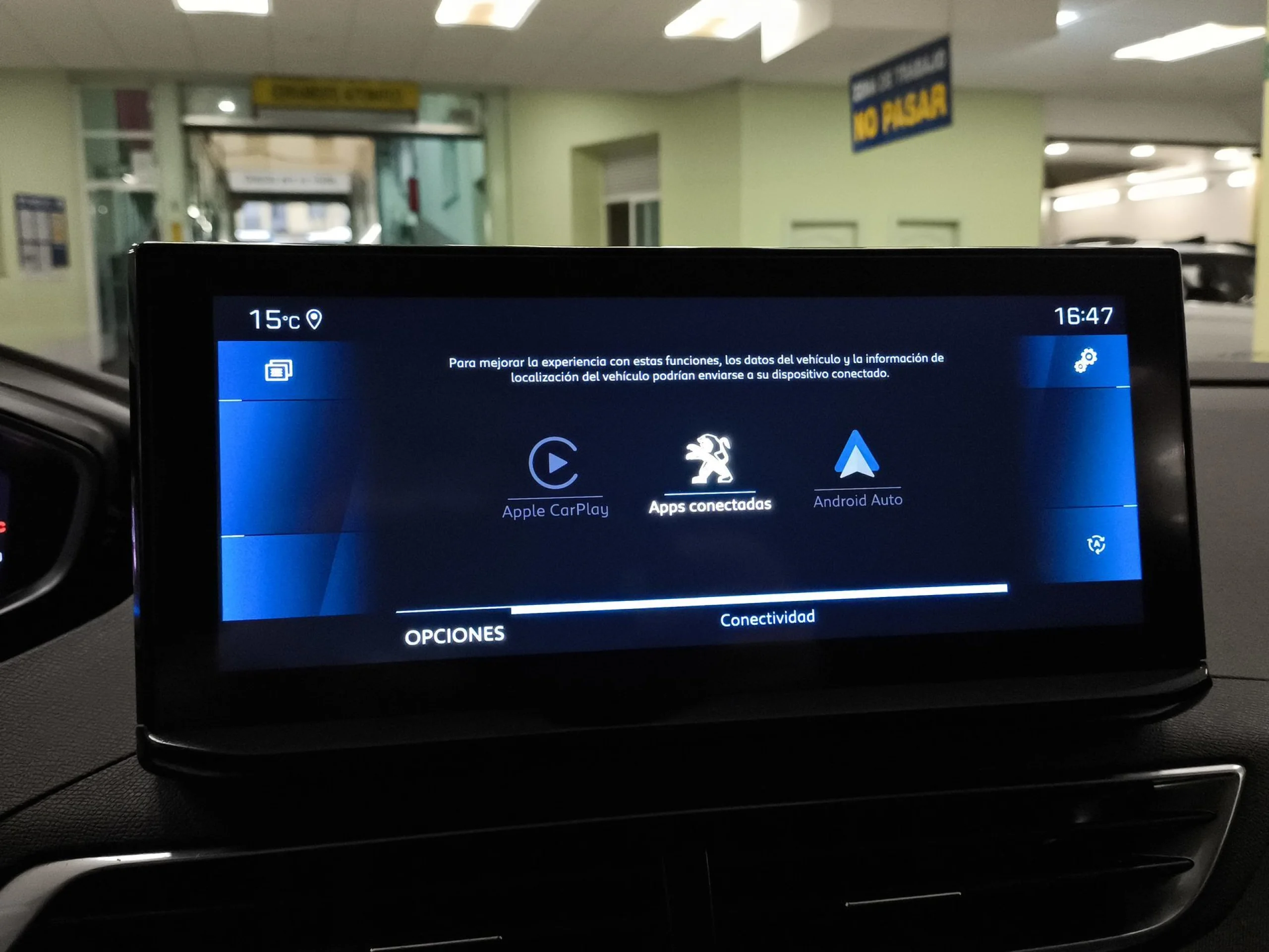 Peugeot 5008 BlueHDI 130 SANDS Allure Pack 96 kW (130 CV) - Foto 16