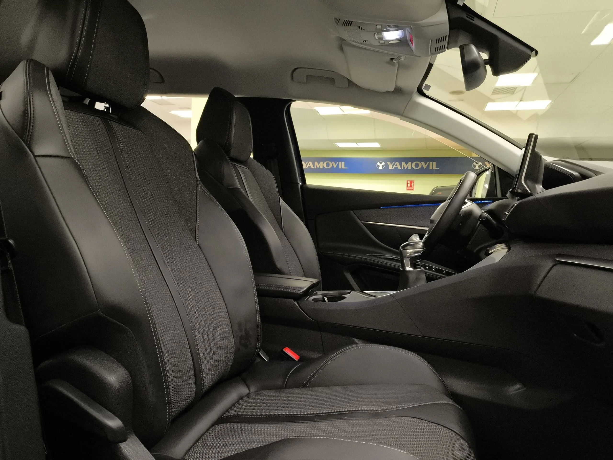 Peugeot 5008 BlueHDI 130 SANDS Allure Pack 96 kW (130 CV) - Foto 26