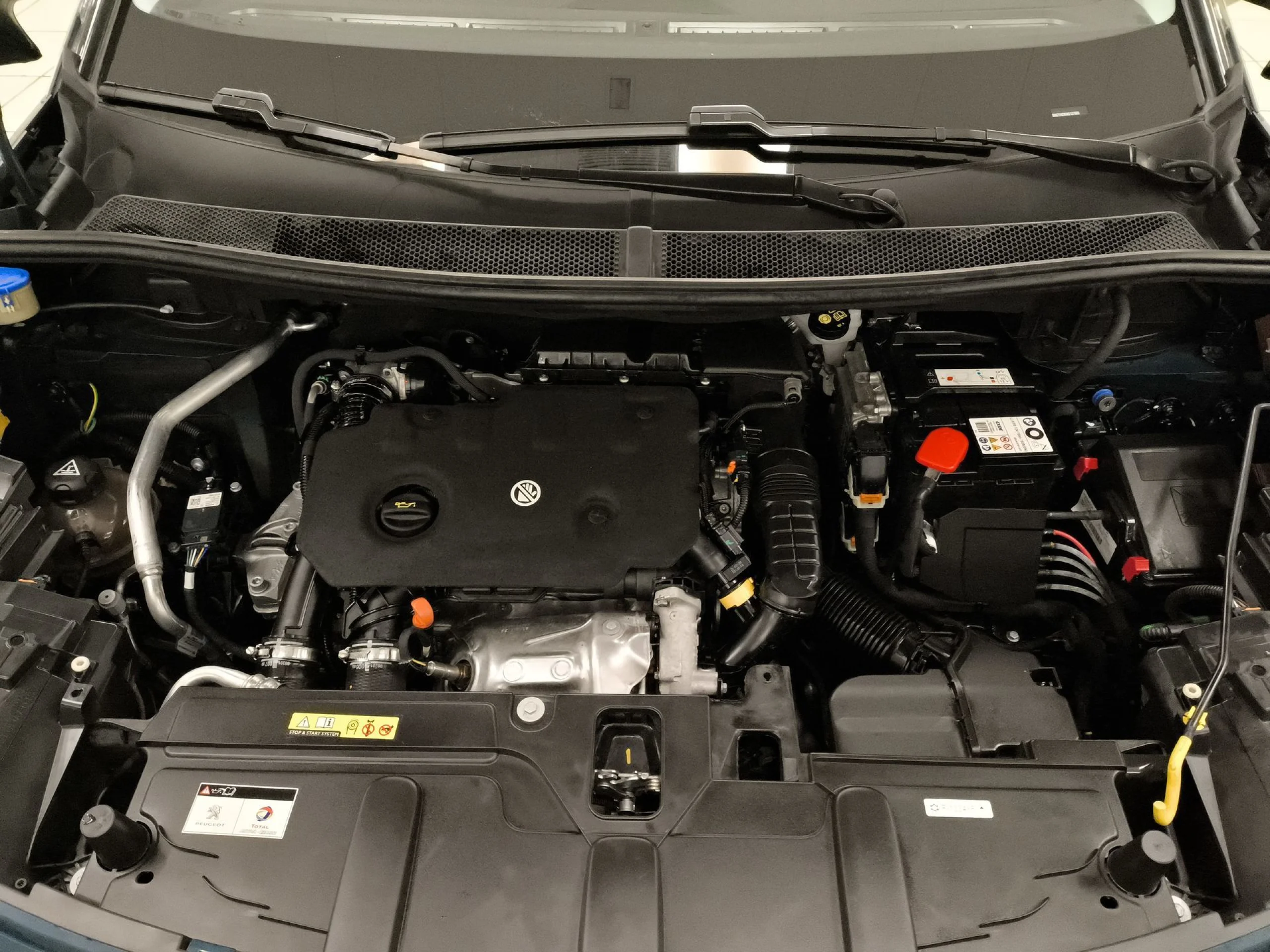 Peugeot 5008 BlueHDI 130 SANDS Allure Pack 96 kW (130 CV) - Foto 27