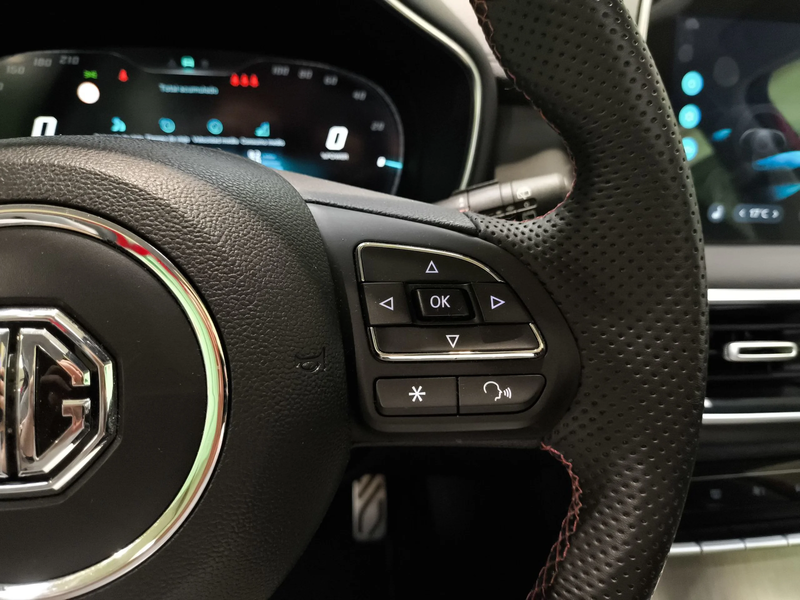 MG Ehs 1.5 T-GDI PHEV Luxury 190 kW (258 CV) - Foto 15