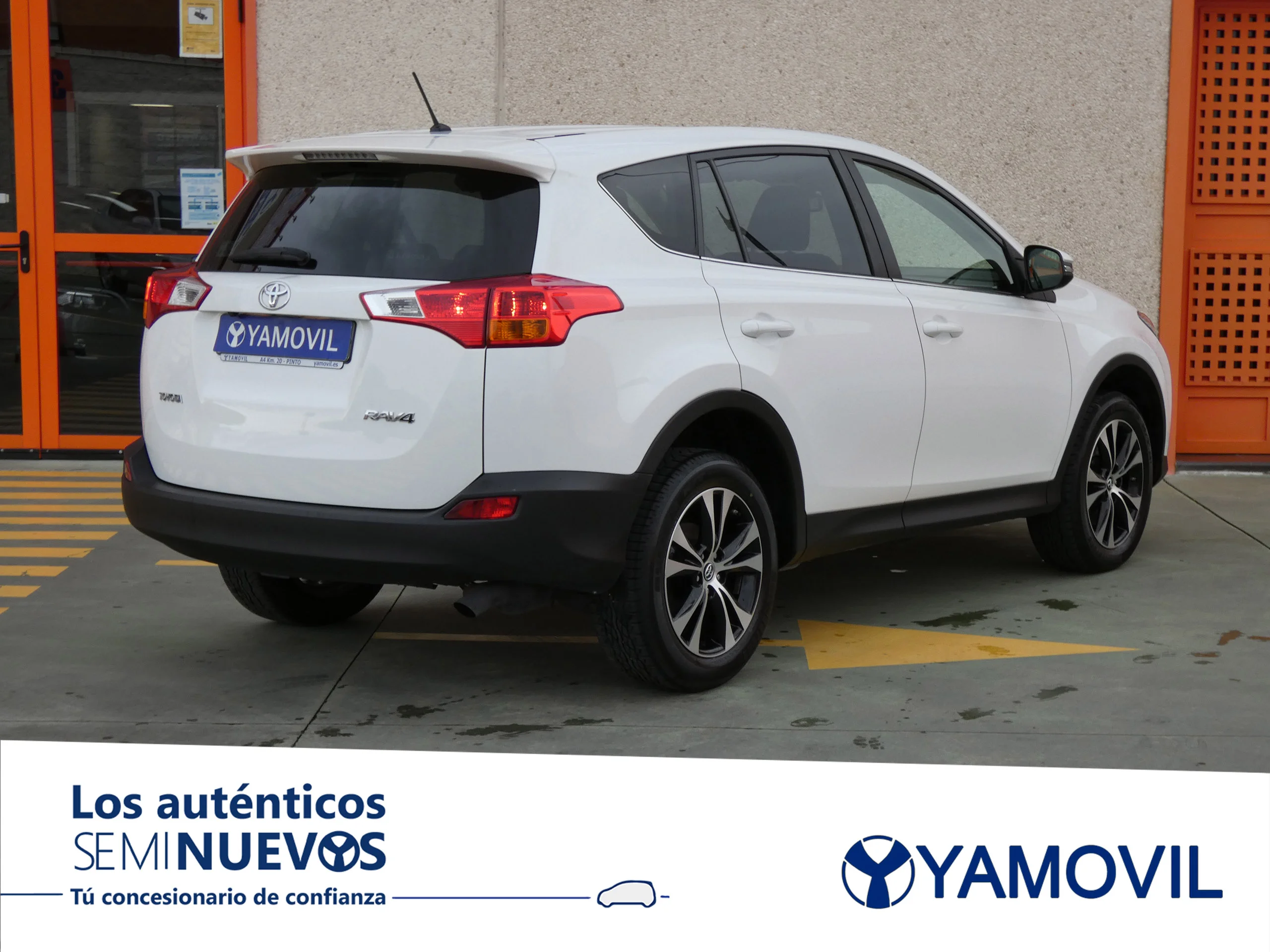 Toyota RAV 4 120D ADVANCE 4X2 - Foto 6