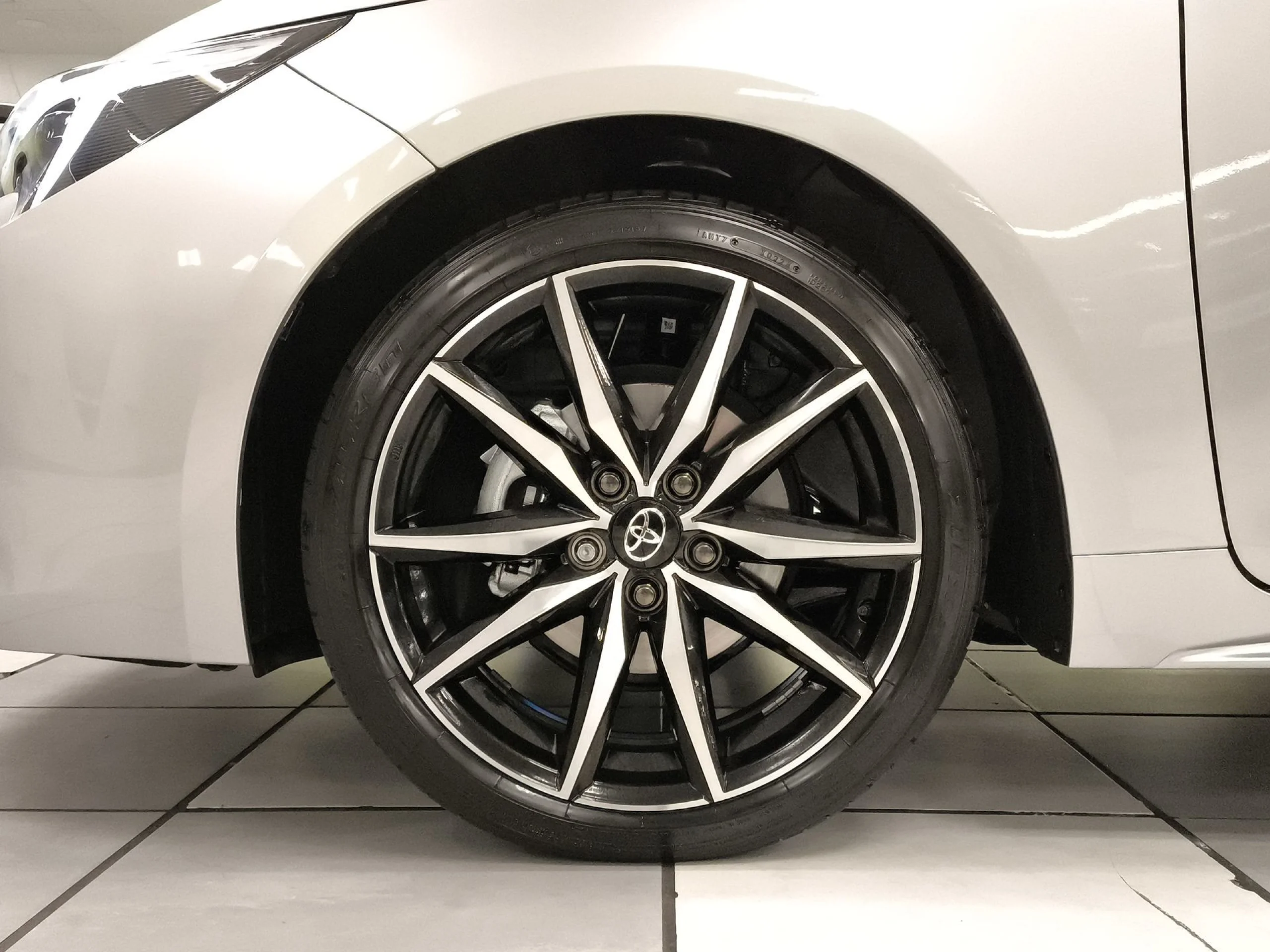 Toyota Corolla 140H GR-Sport 103 kW (140 CV) - Foto 7