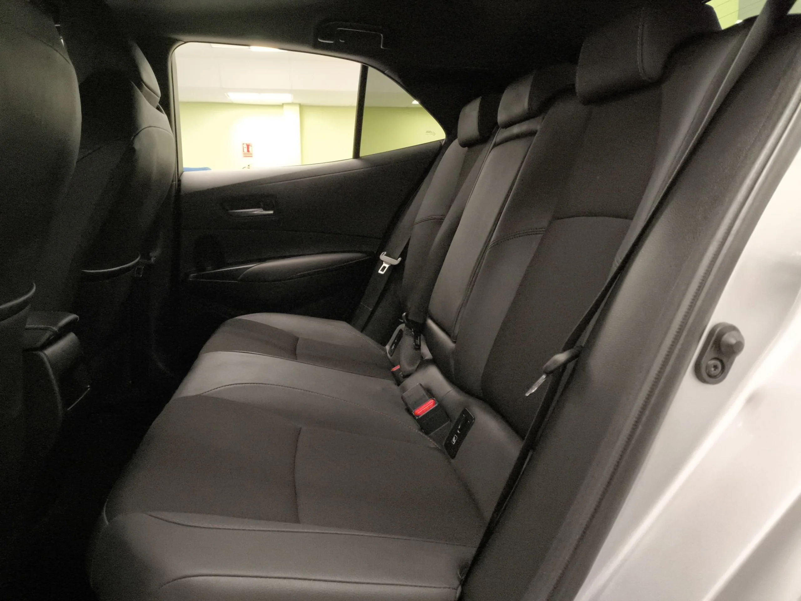 Toyota Corolla 140H GR-Sport 103 kW (140 CV) - Foto 19