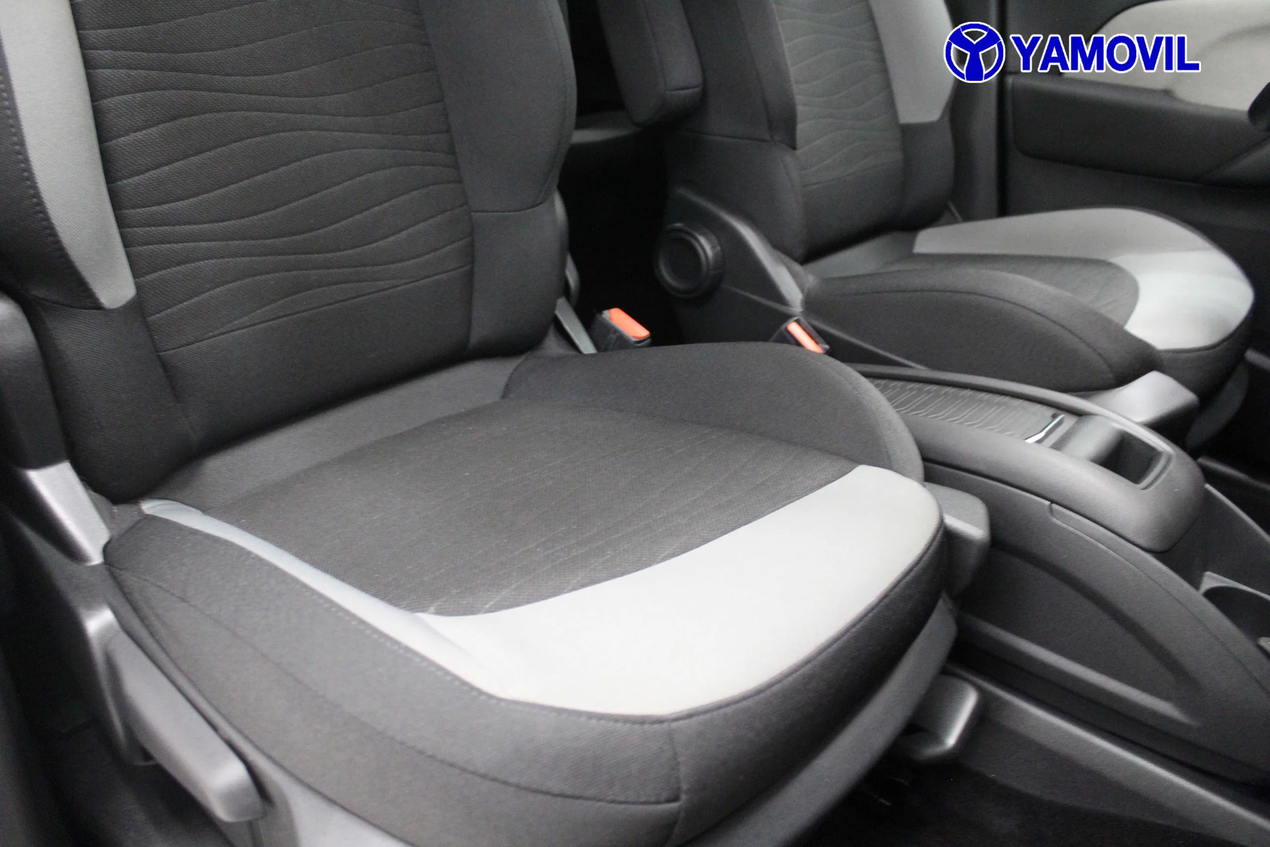 Citroen Grand C4 Picasso GRAND C4 PICASSO eHDi AIRDREAM ETG6 INTENSIVE PLUS 115CV 5P. - Foto 19