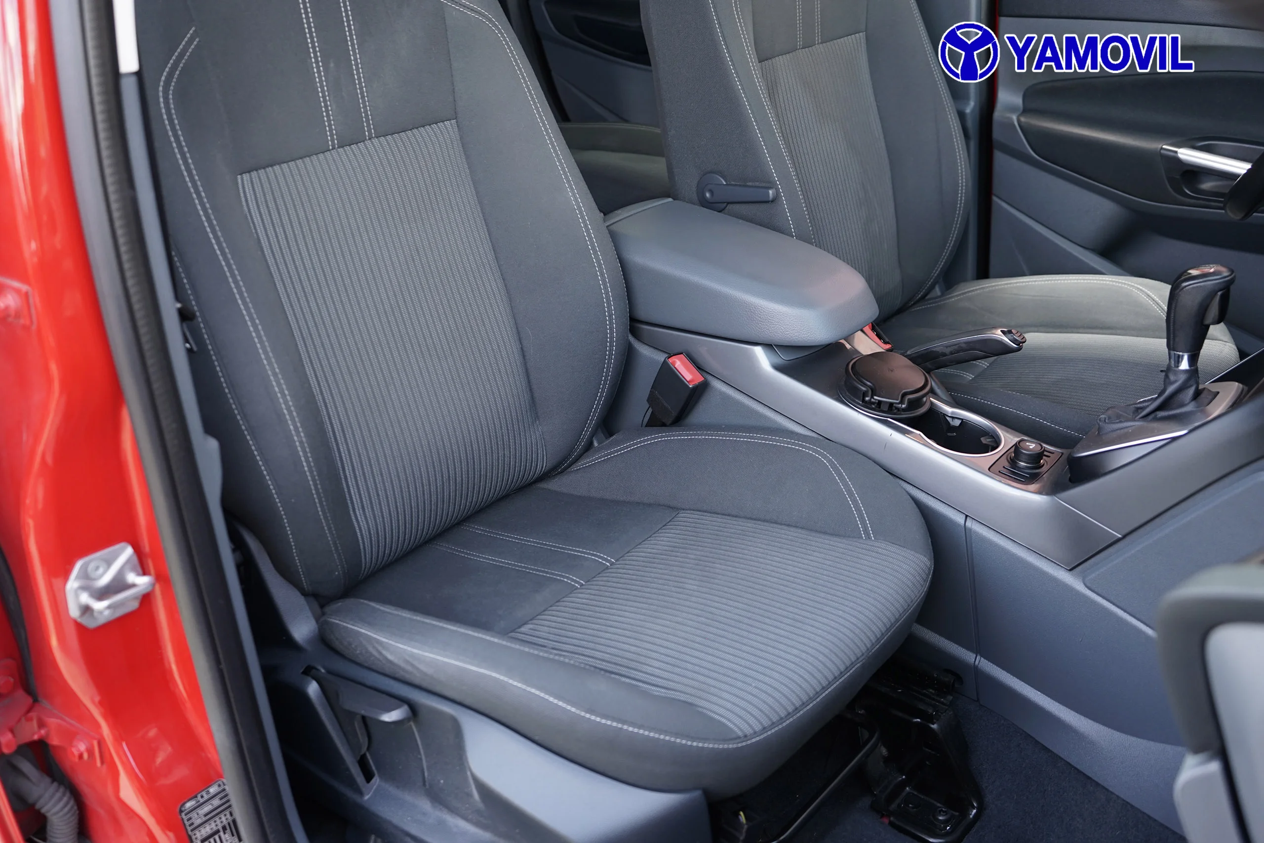 Ford C-Max 2.0 TDCI TITANIUM 5P - Foto 23