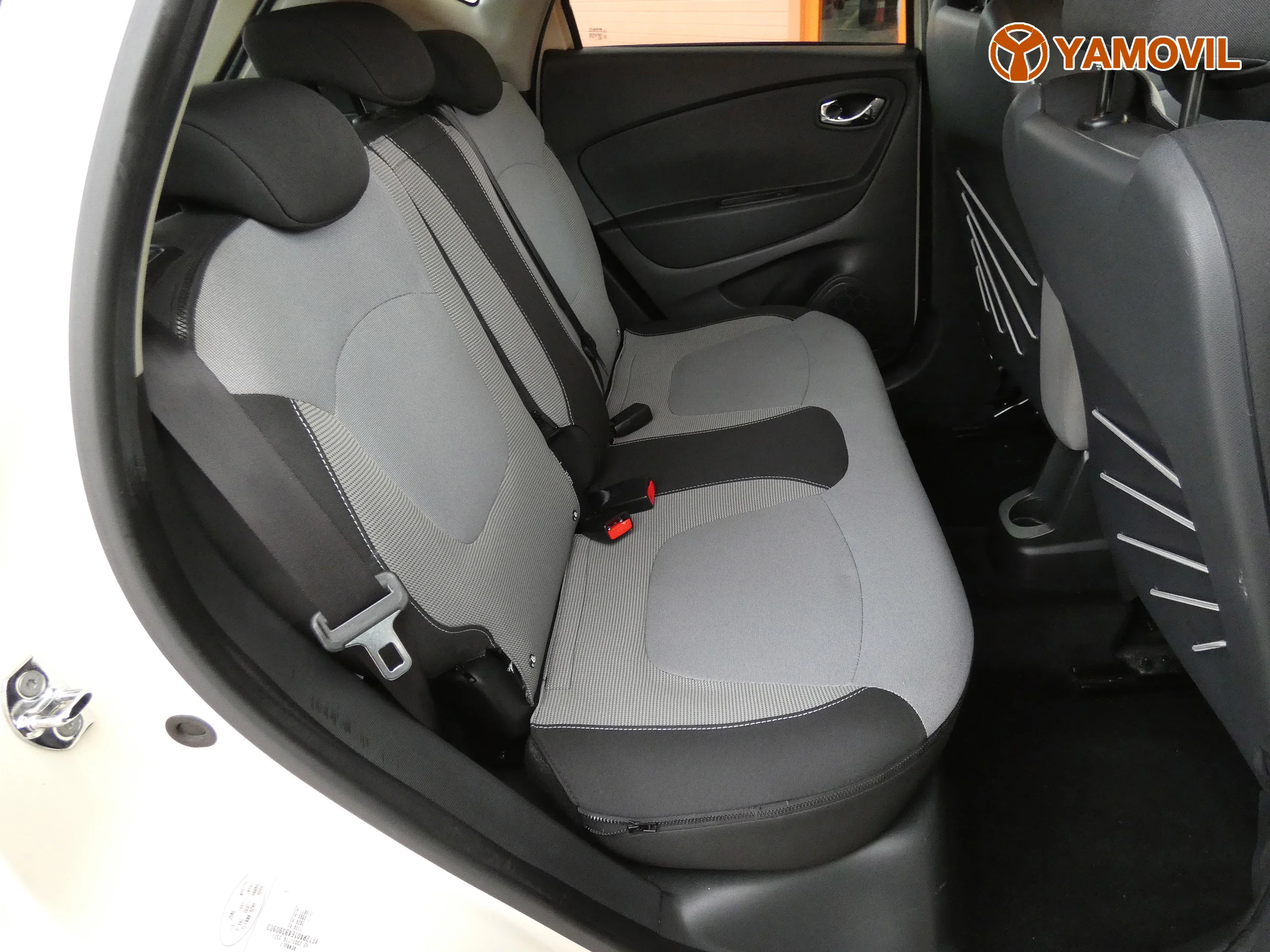 Renault Captur TCE ENERGY ZEN EDC Aut - Foto 15