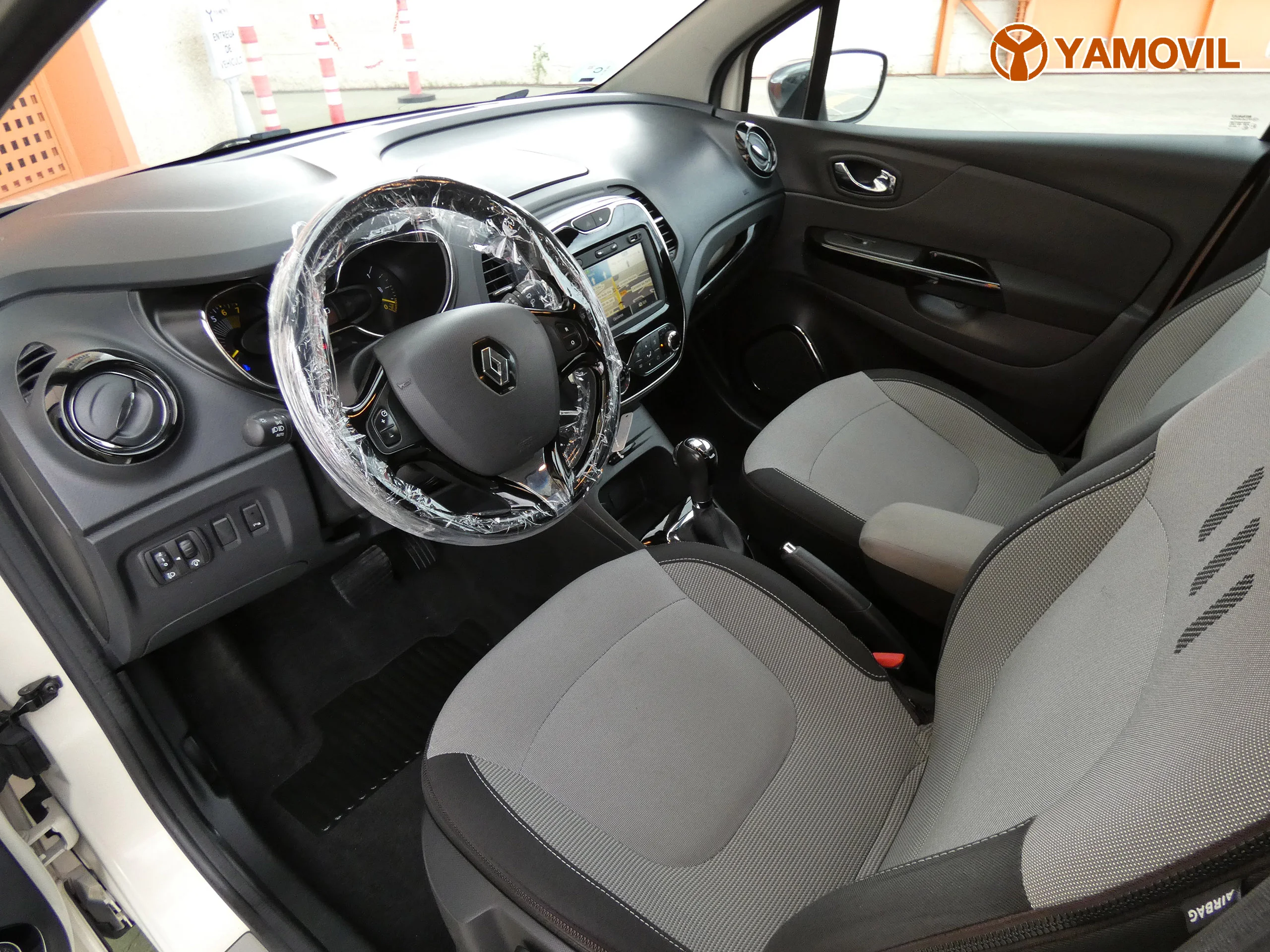 Renault Captur TCE ENERGY ZEN EDC Aut - Foto 19