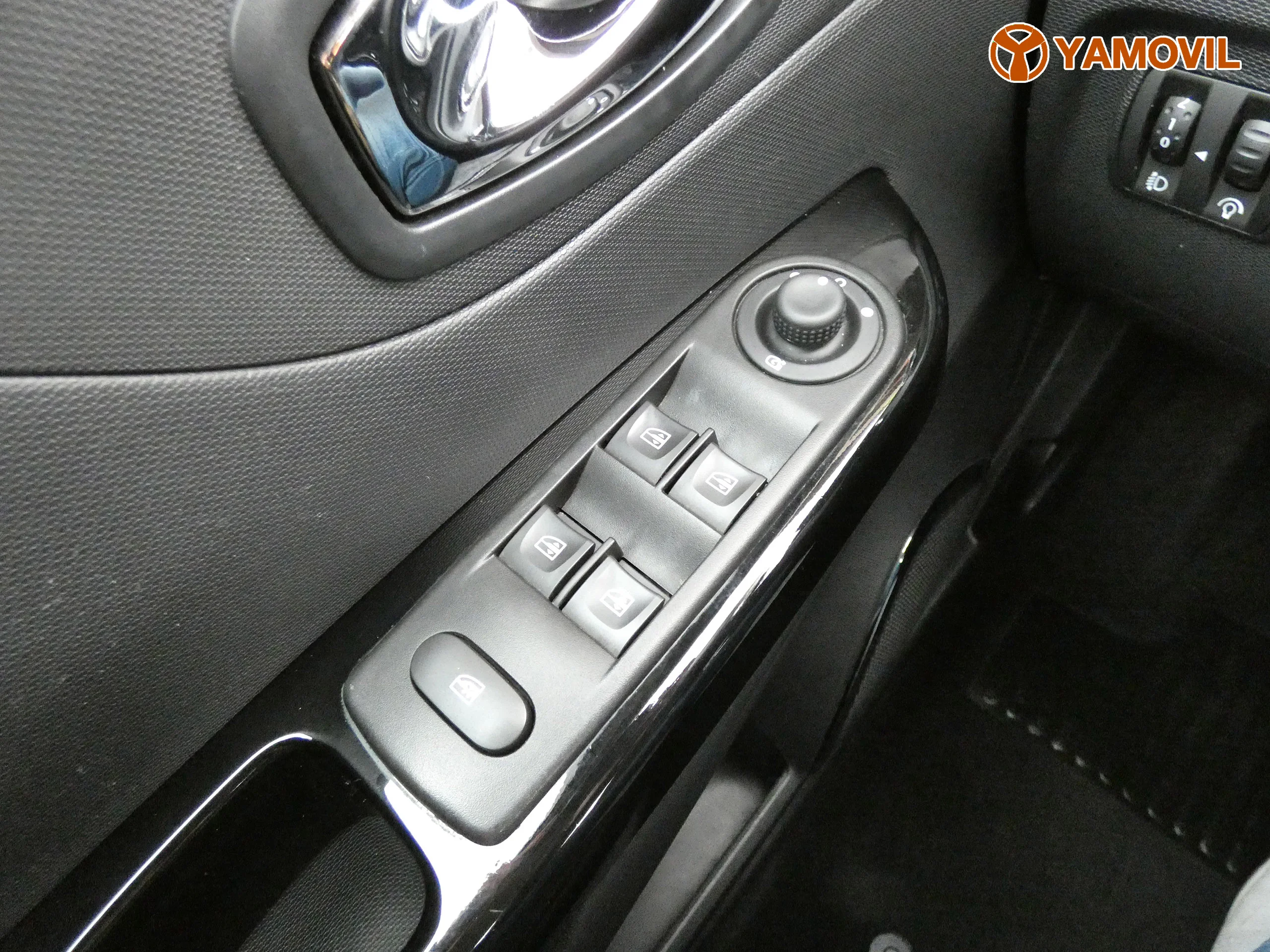 Renault Captur TCE ENERGY ZEN EDC Aut - Foto 27