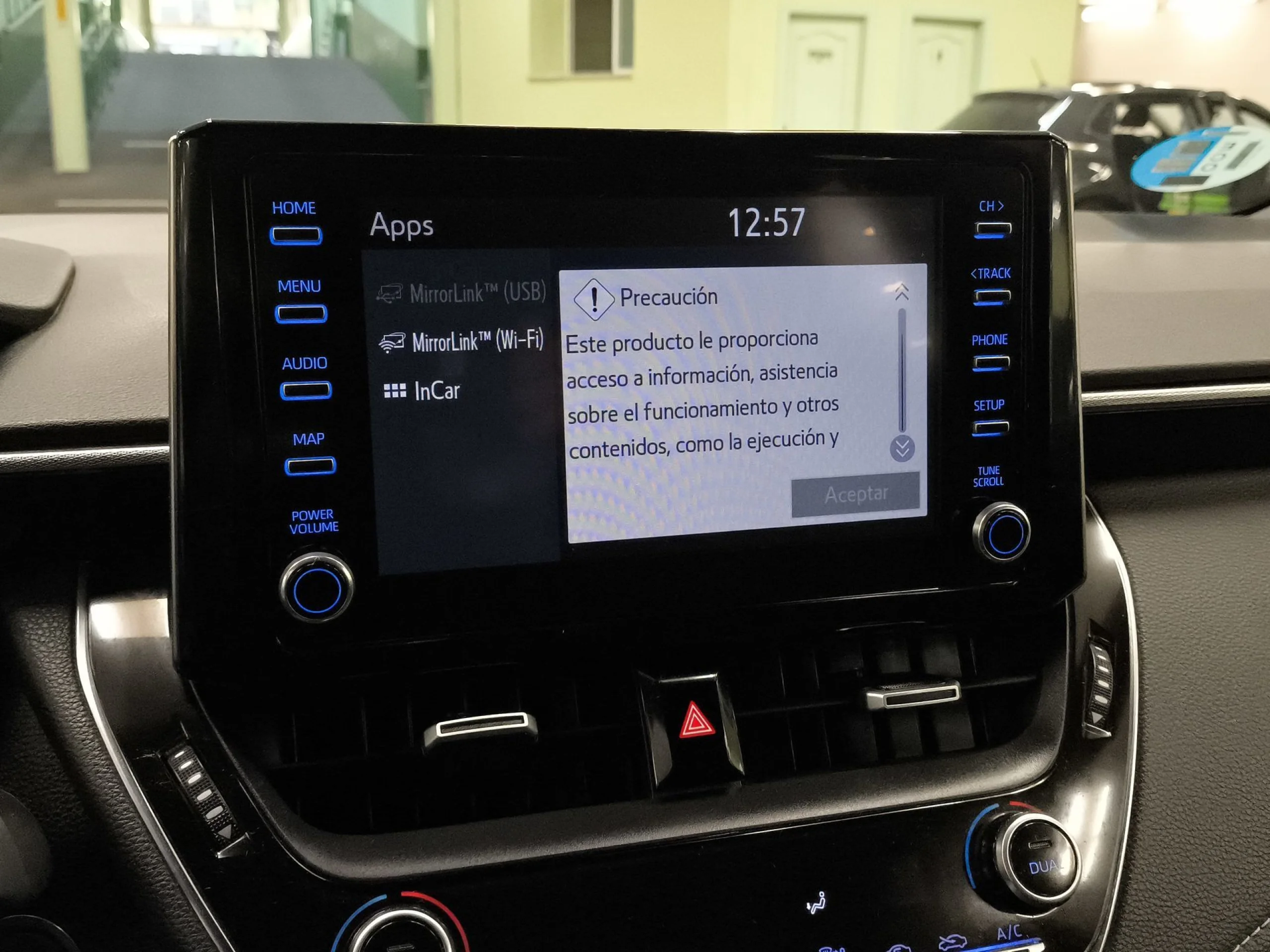 Toyota Corolla 180H FEEL! E-CVT 132 kW (180 CV) - Foto 15