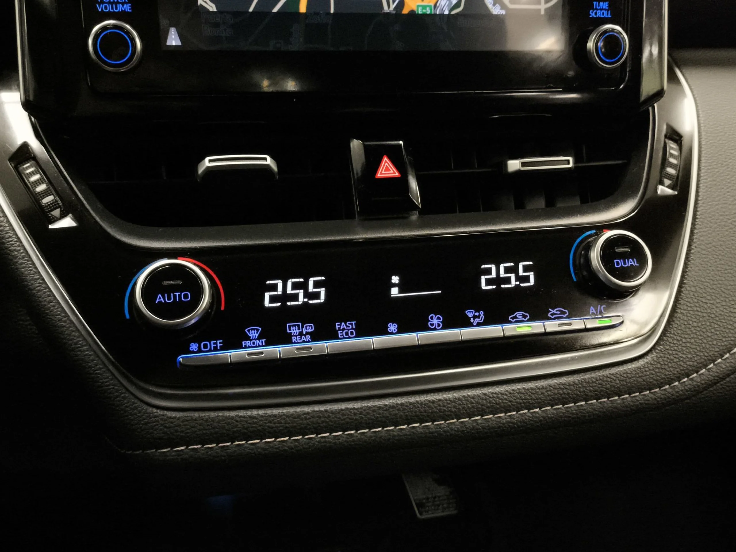 Toyota Corolla 180H FEEL! E-CVT 132 kW (180 CV) - Foto 19