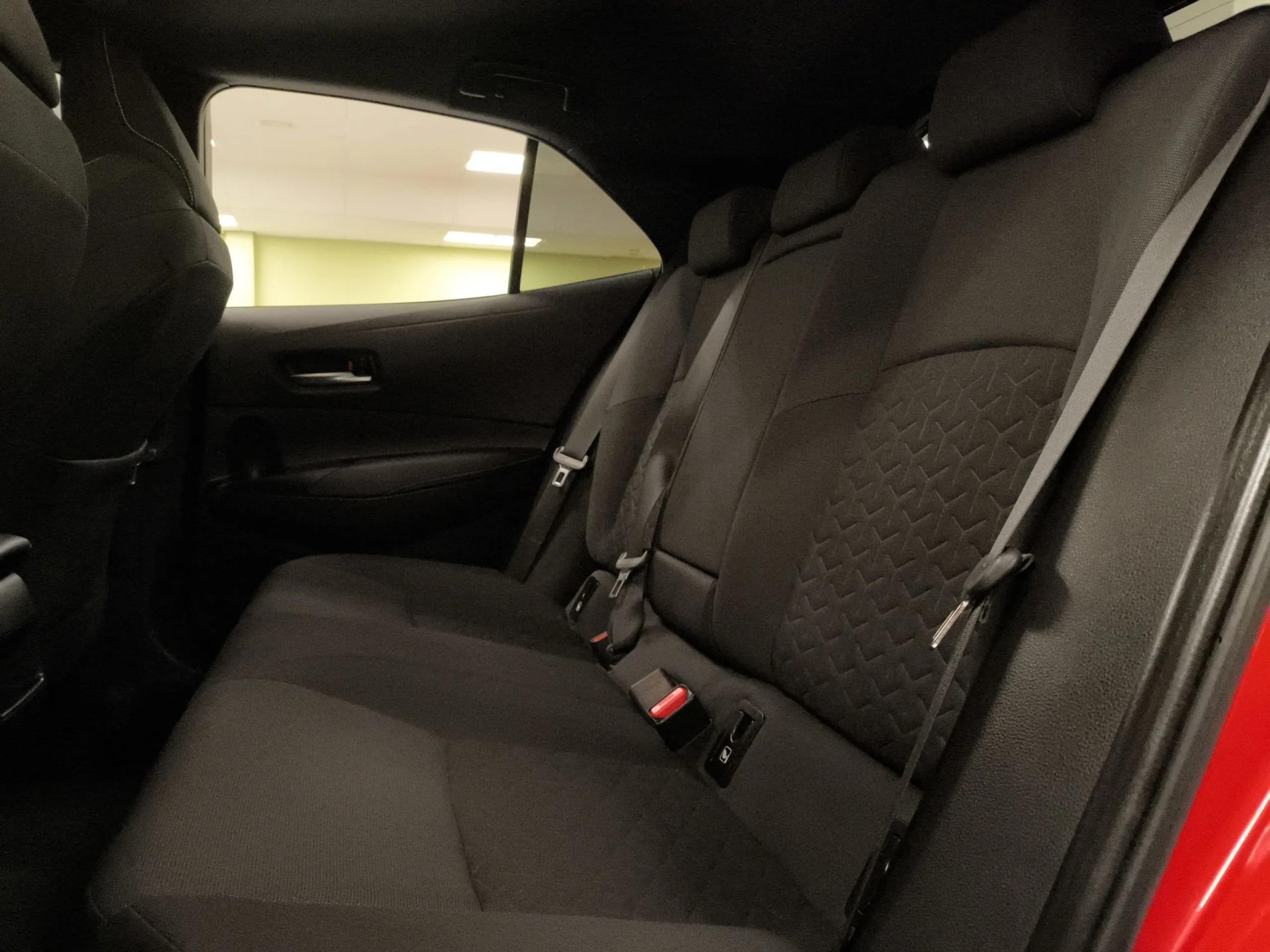 Toyota Corolla 180H FEEL! E-CVT 132 kW (180 CV) - Foto 22