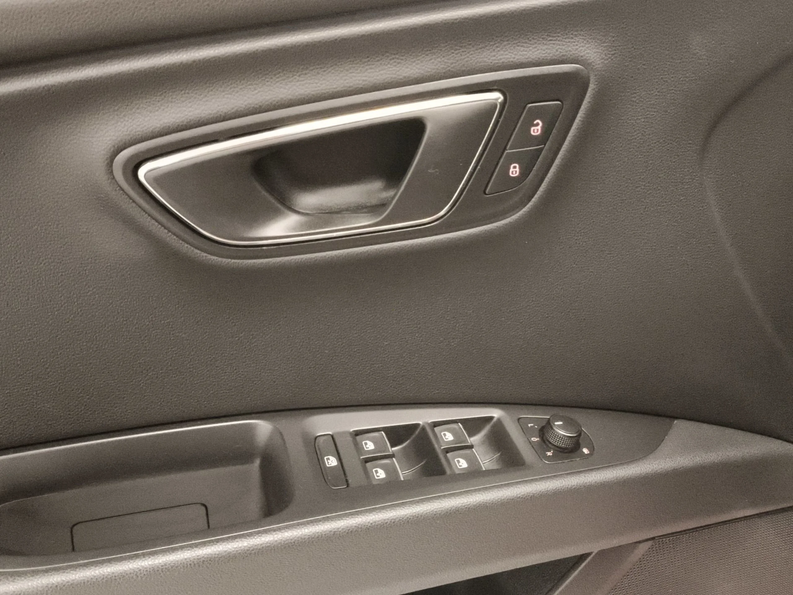 Seat León 1.4 TSI ACT SANDS FR 110 kW (150 CV) - Foto 10