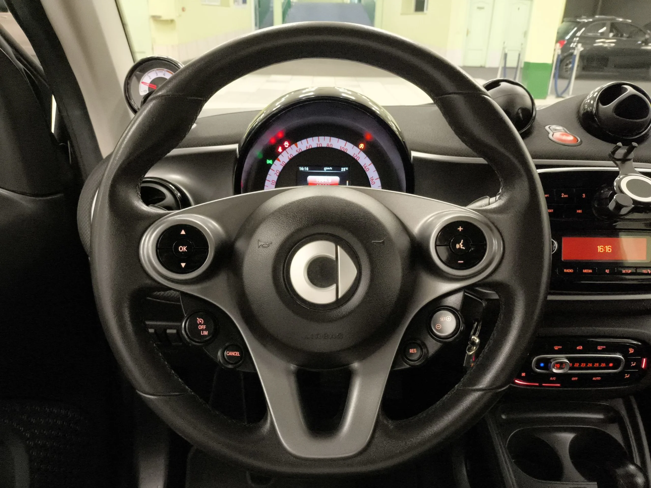 Smart ForTwo Coupe 66 Passion 66 kW (90 CV) - Foto 12