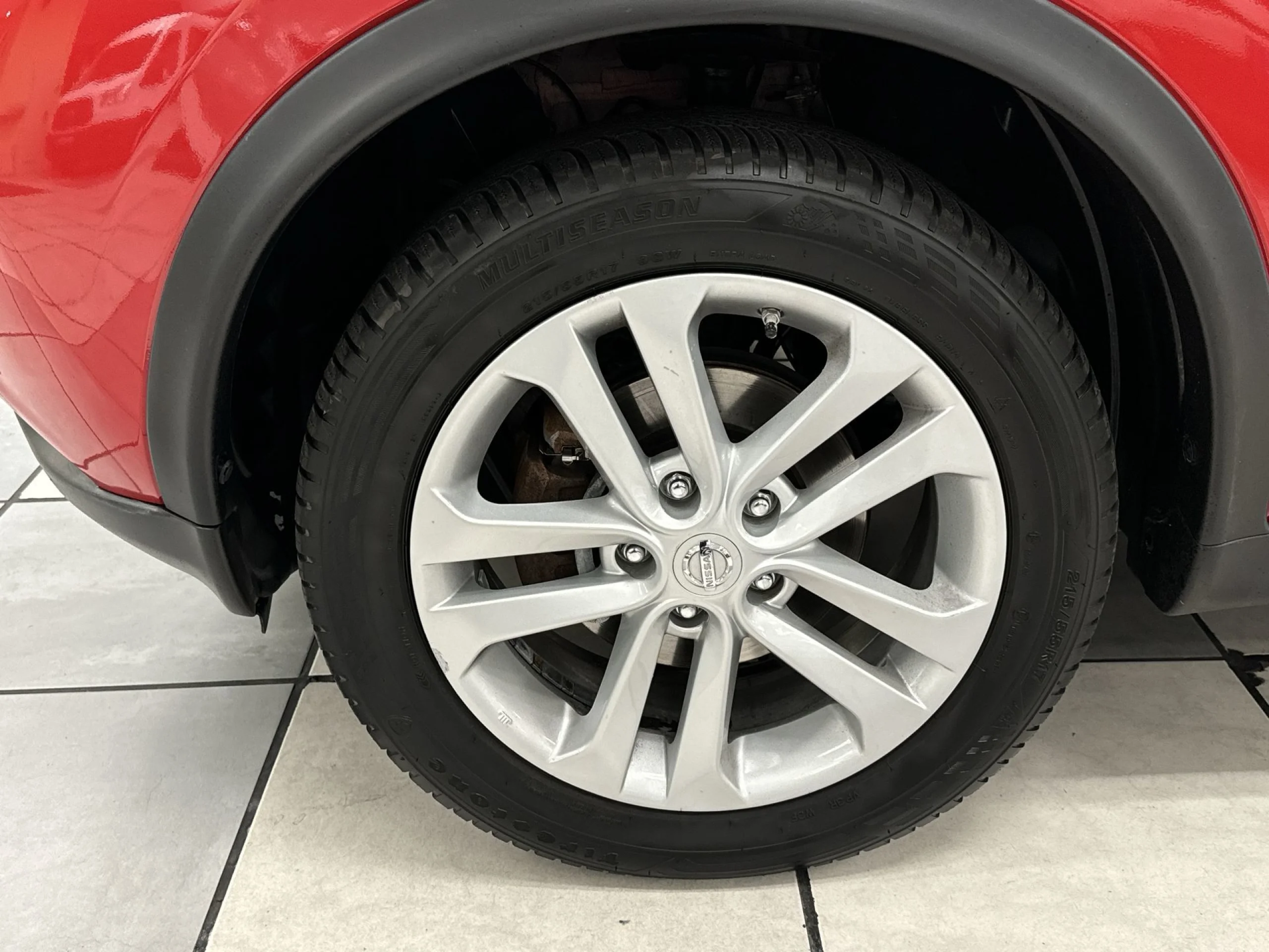 Nissan Juke 1.5dCi Acenta 4x2 81 kW (110 CV) - Foto 7