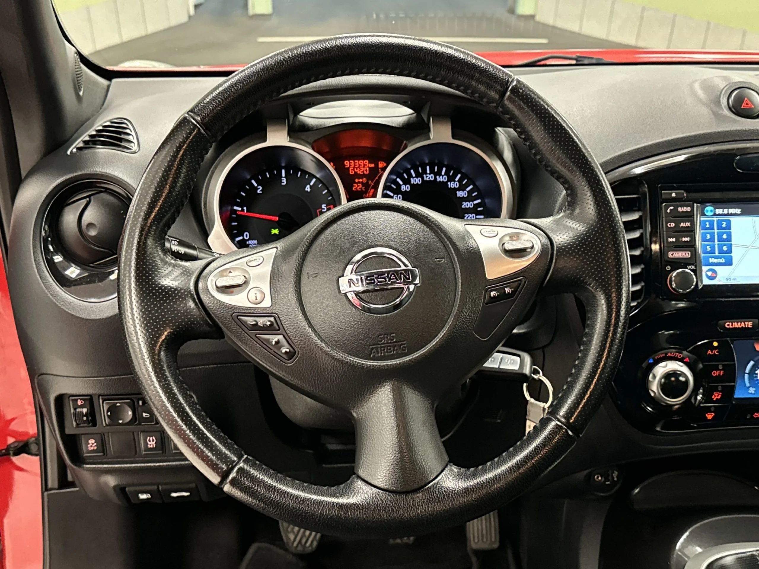 Nissan Juke 1.5dCi Acenta 4x2 81 kW (110 CV) - Foto 11