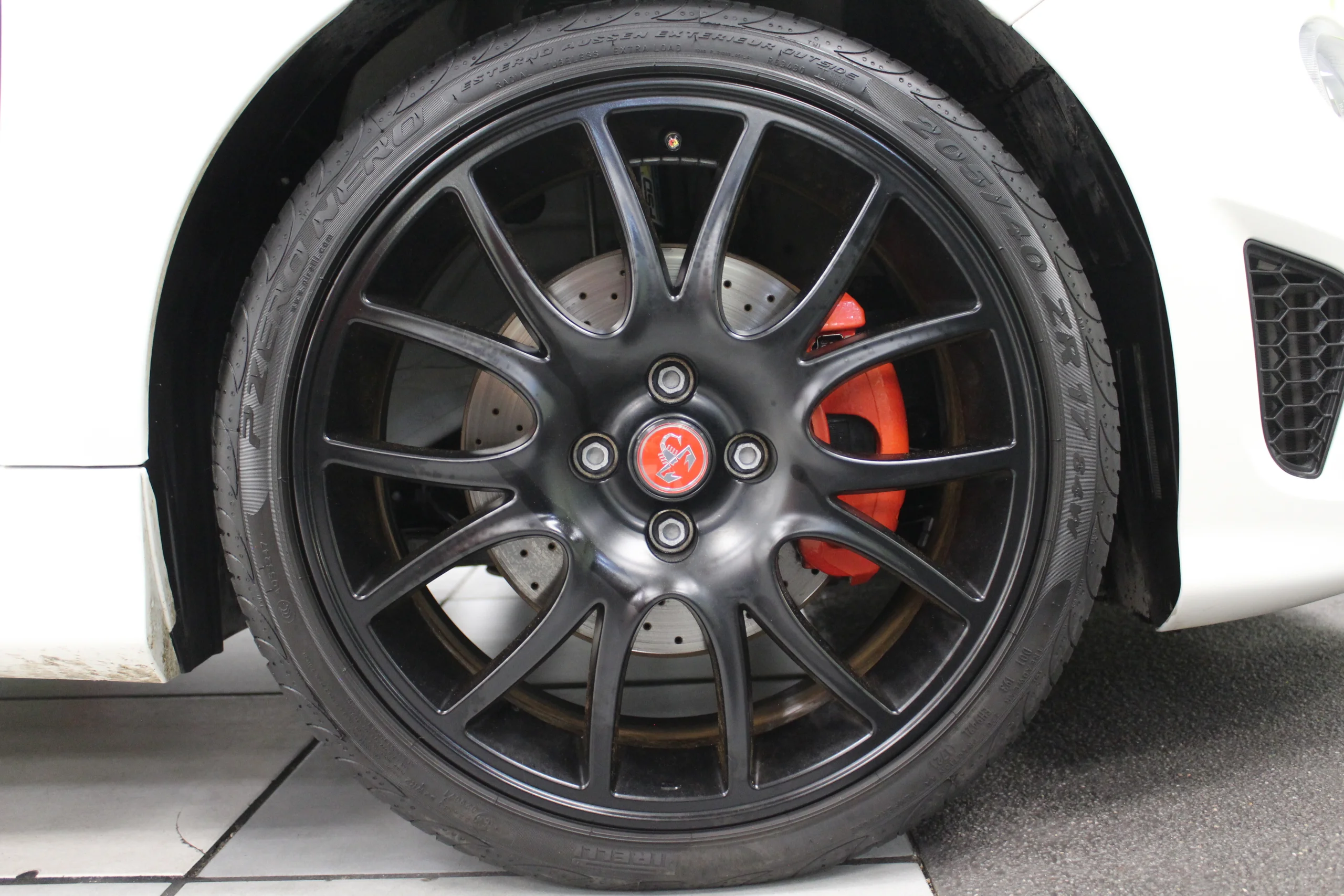 Aixam 500 1.4 16v T-Jet F595 121 kW (165 CV) - Foto 9
