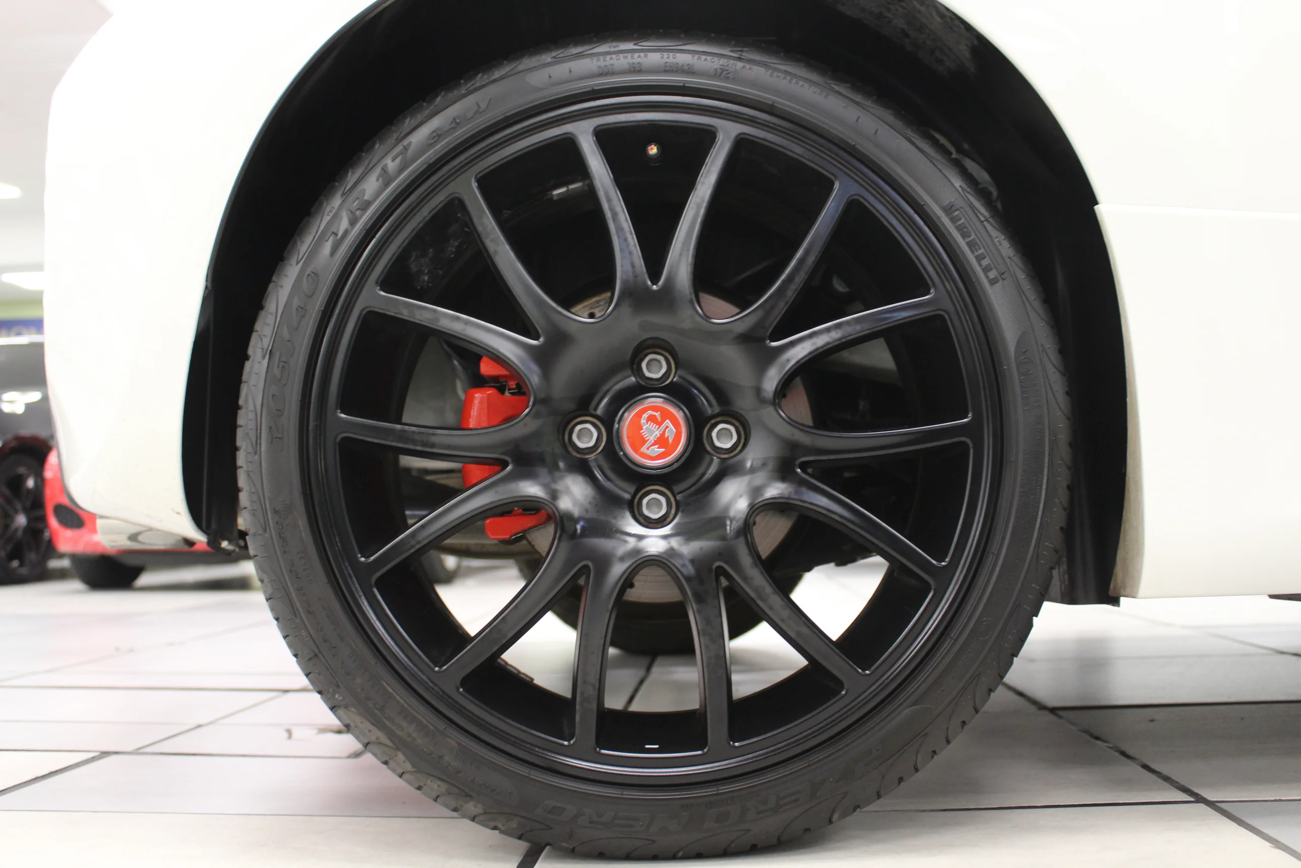 Aixam 500 1.4 16v T-Jet F595 121 kW (165 CV) - Foto 10