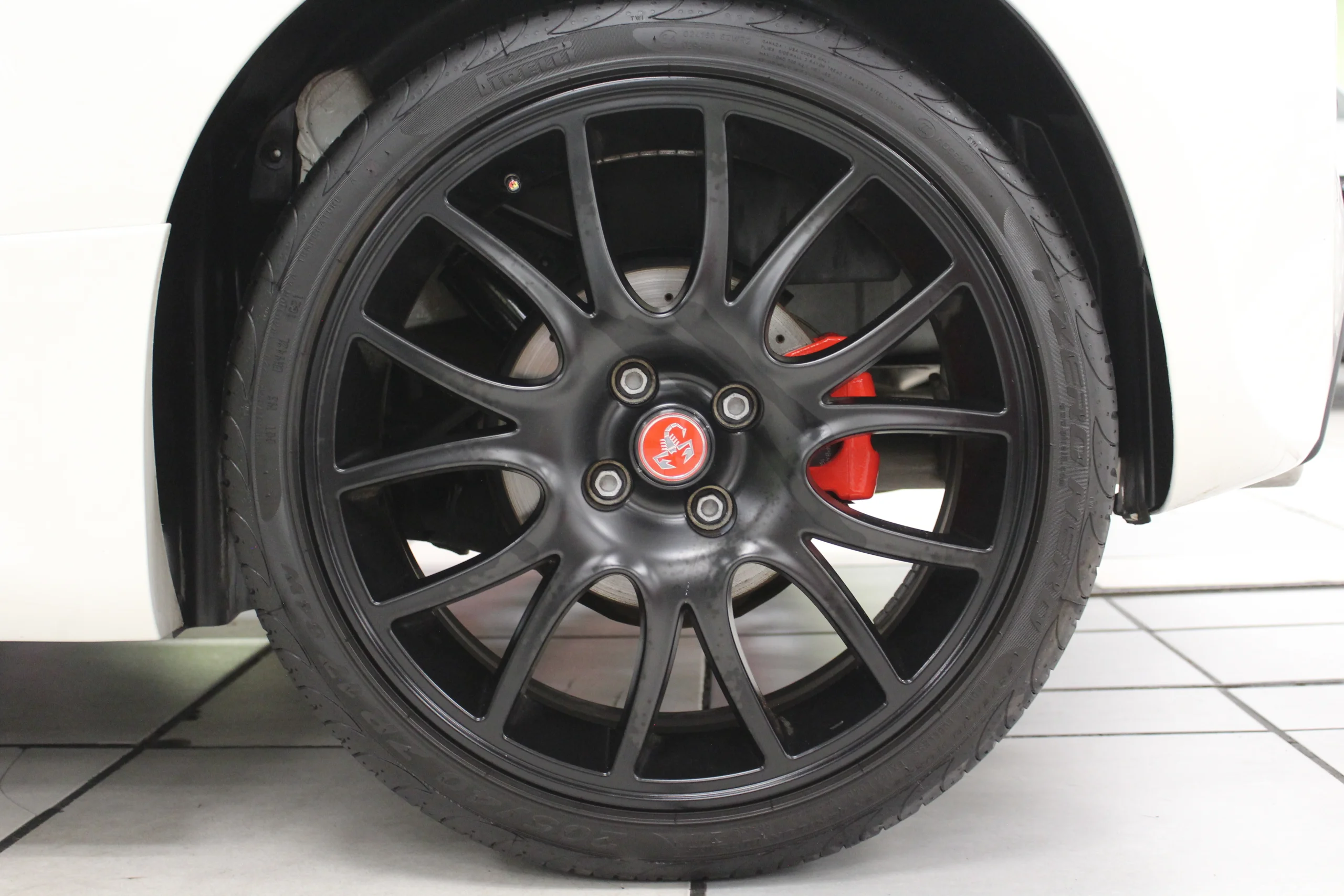 Aixam 500 1.4 16v T-Jet F595 121 kW (165 CV) - Foto 11