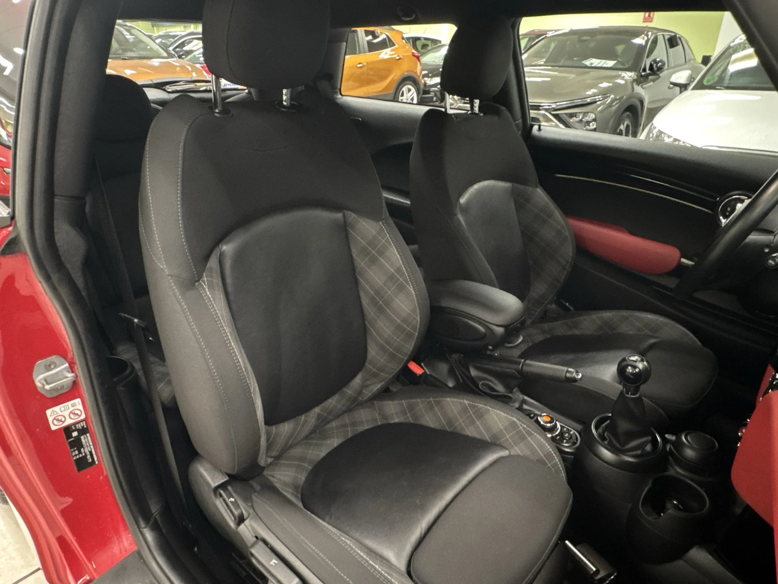 MINI MINI 3 Puertas Cooper D 85 kW (116 CV) - Foto 21