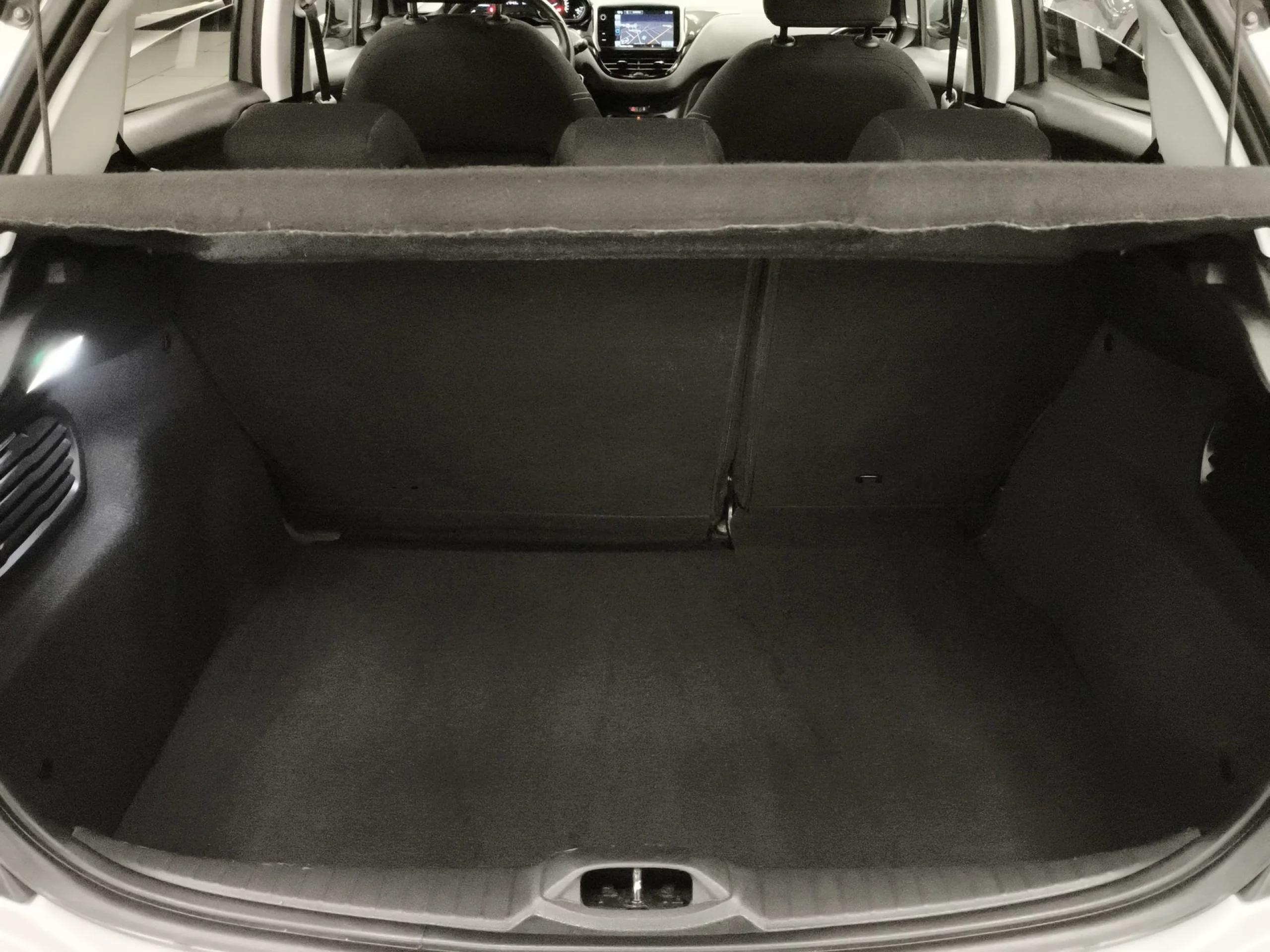 Peugeot 208 PureTech 82 SANDS Active 60 kW (82 CV) - Foto 21