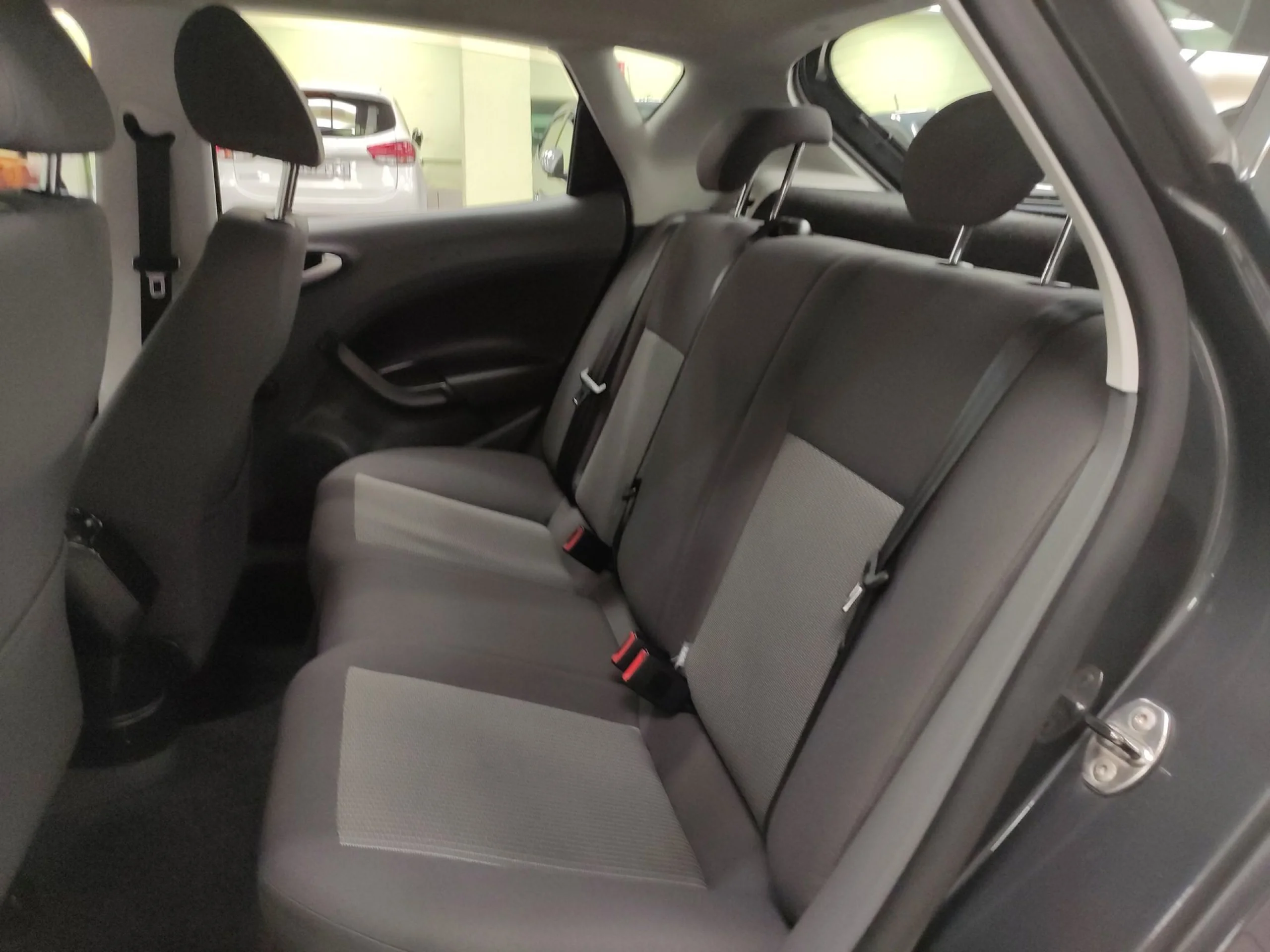 Seat Ibiza 1.2 TSI Style DSG 77 kW (105 CV) - Foto 19