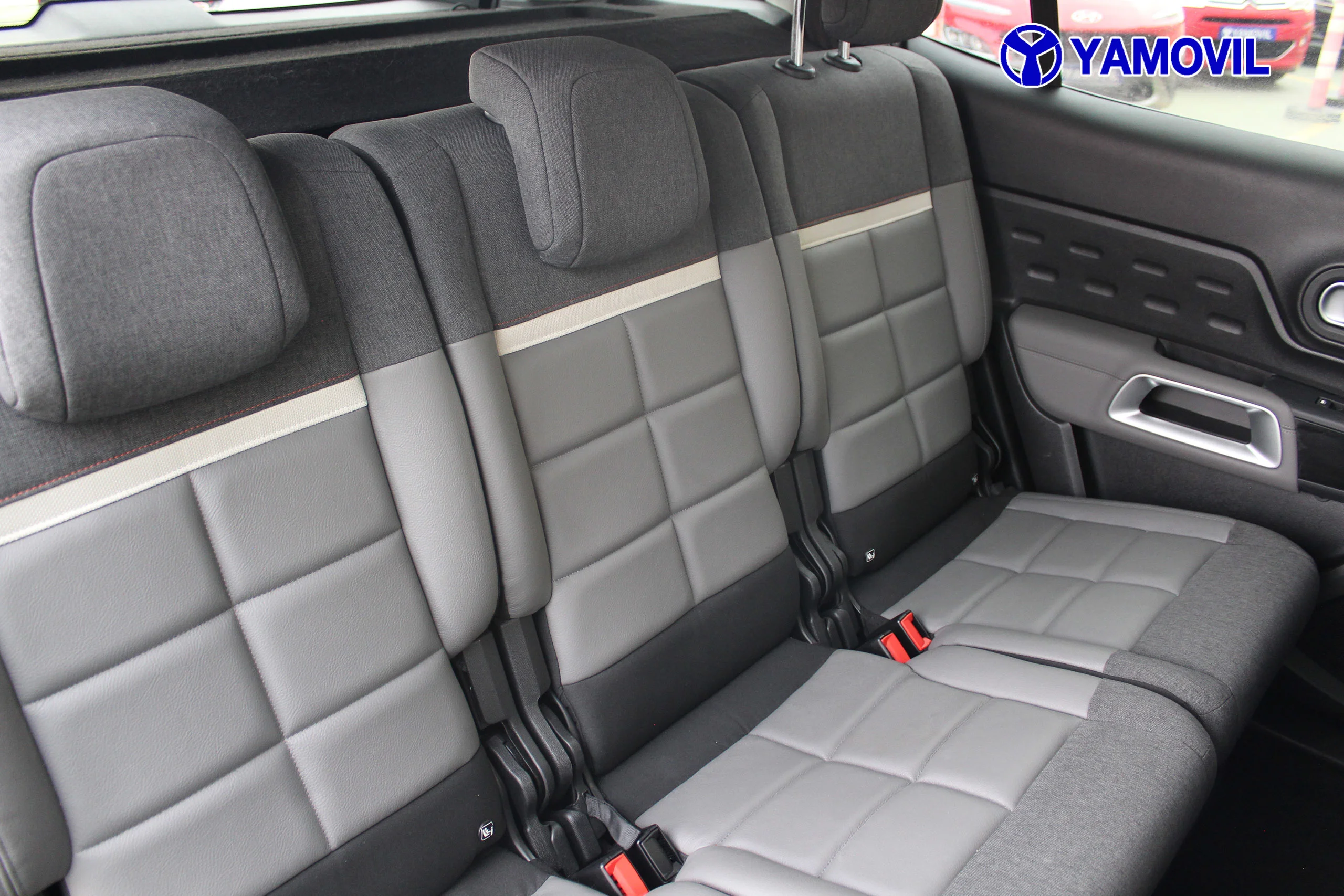 Citroen C5 Aircross PureTech 130 SANDS Shine 96 kW (131 CV) - Foto 16