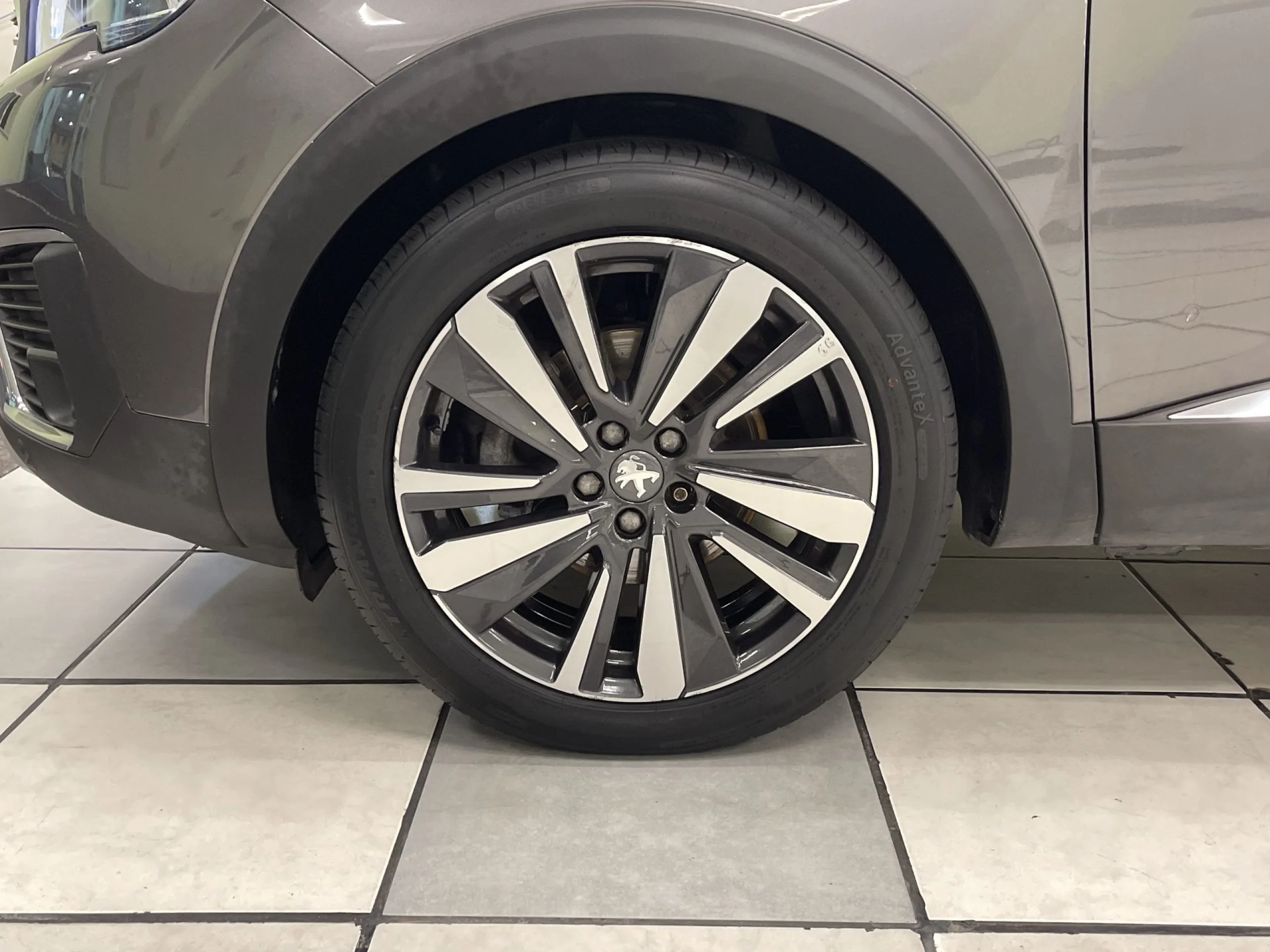 Peugeot 5008 SUV PureTech 130 SANDS Allure 96 kW (130 CV) - Foto 7