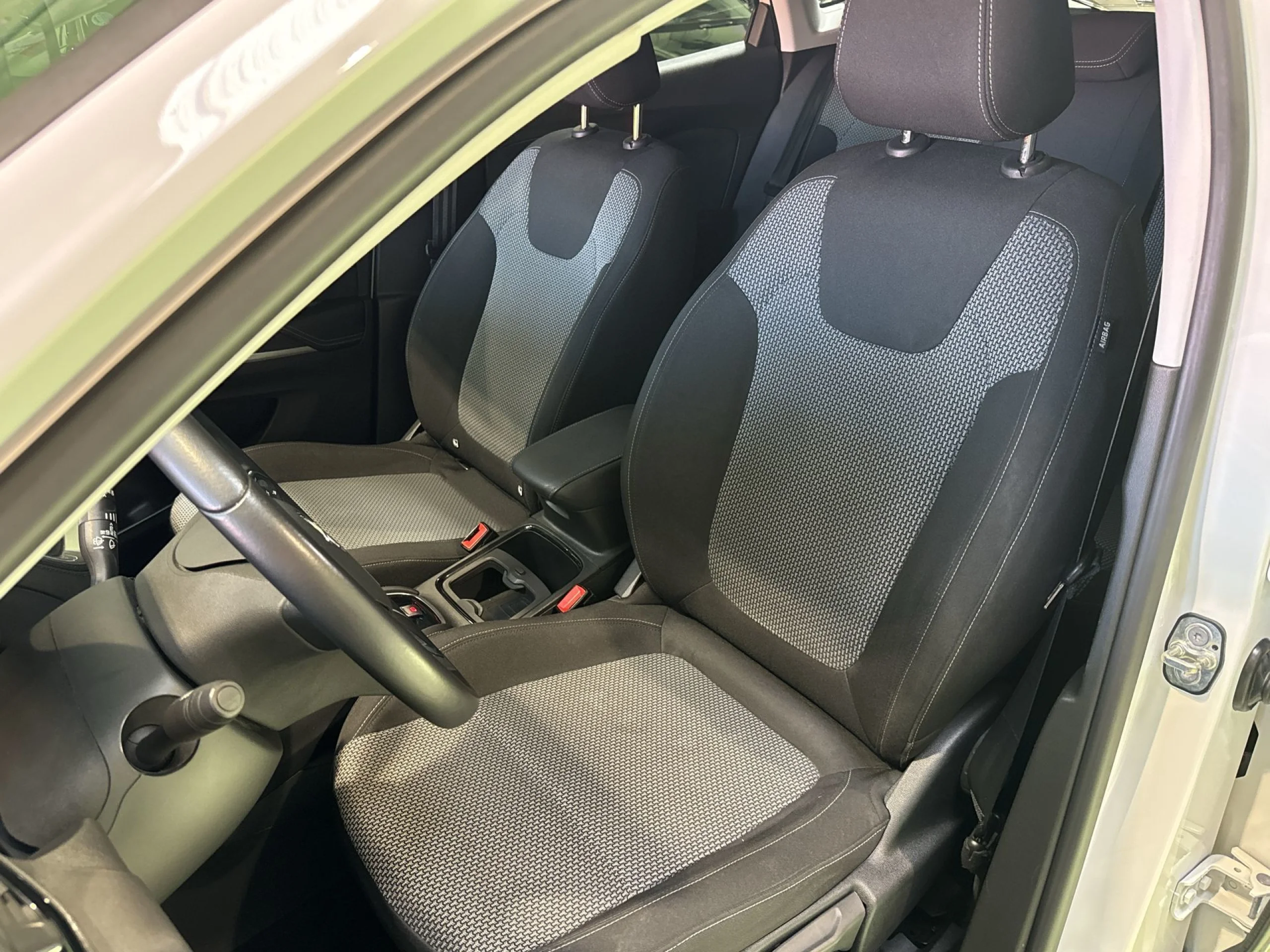 Opel Grandland X 1.2 Turbo SANDS Selective 96 kW (130 CV) - Foto 8