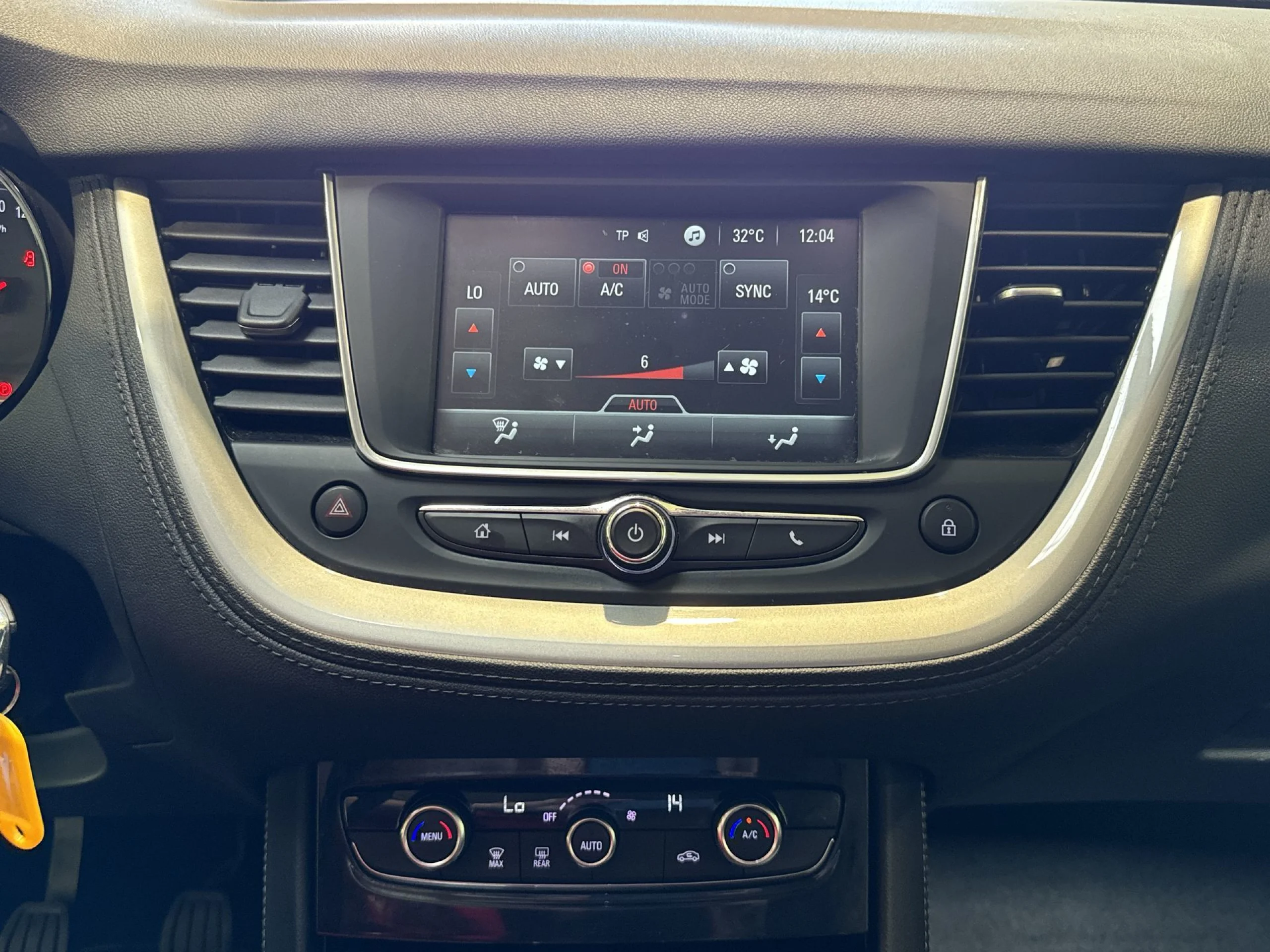 Opel Grandland X 1.2 Turbo SANDS Selective 96 kW (130 CV) - Foto 17