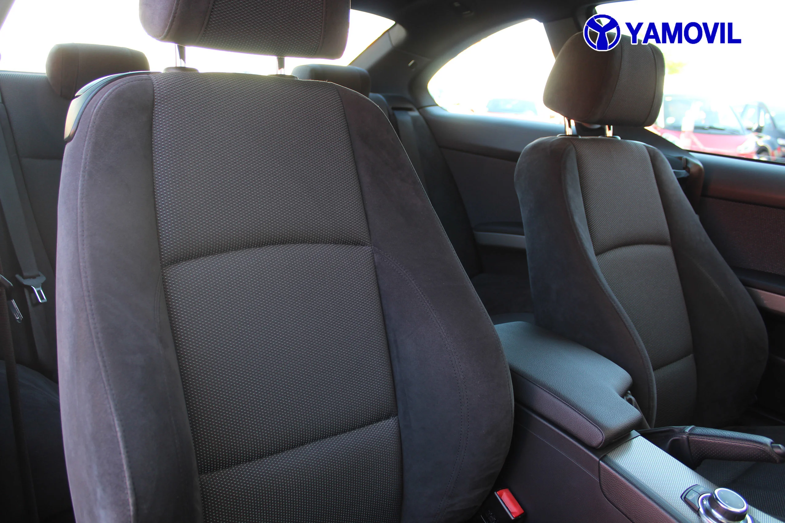 BMW Serie 3 320d Coupe 135 kW (184 CV) - Foto 17