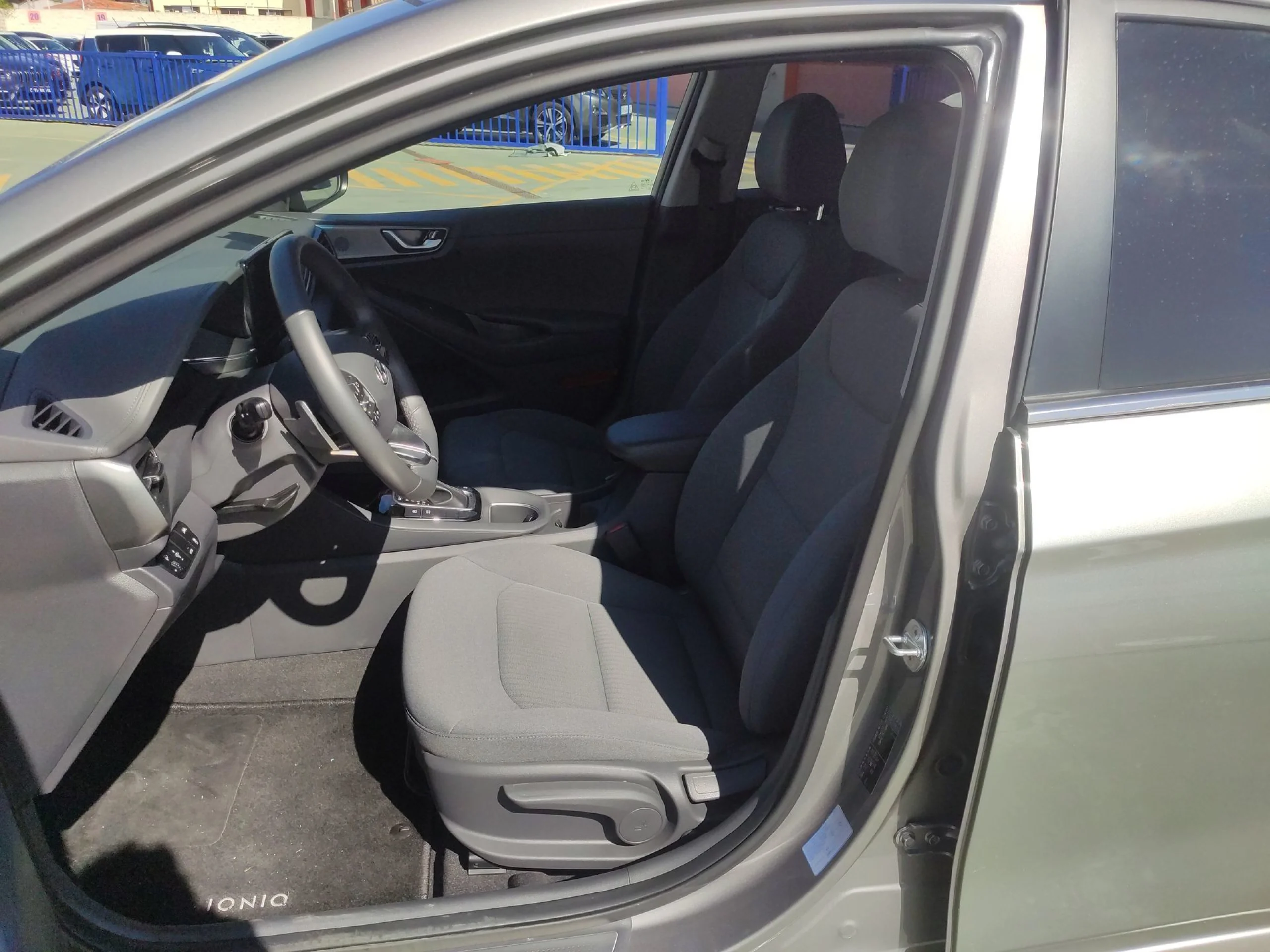 Hyundai IONIQ 1.6 GDI PHEV Tecno DCT 104 kW (141 CV) - Foto 14