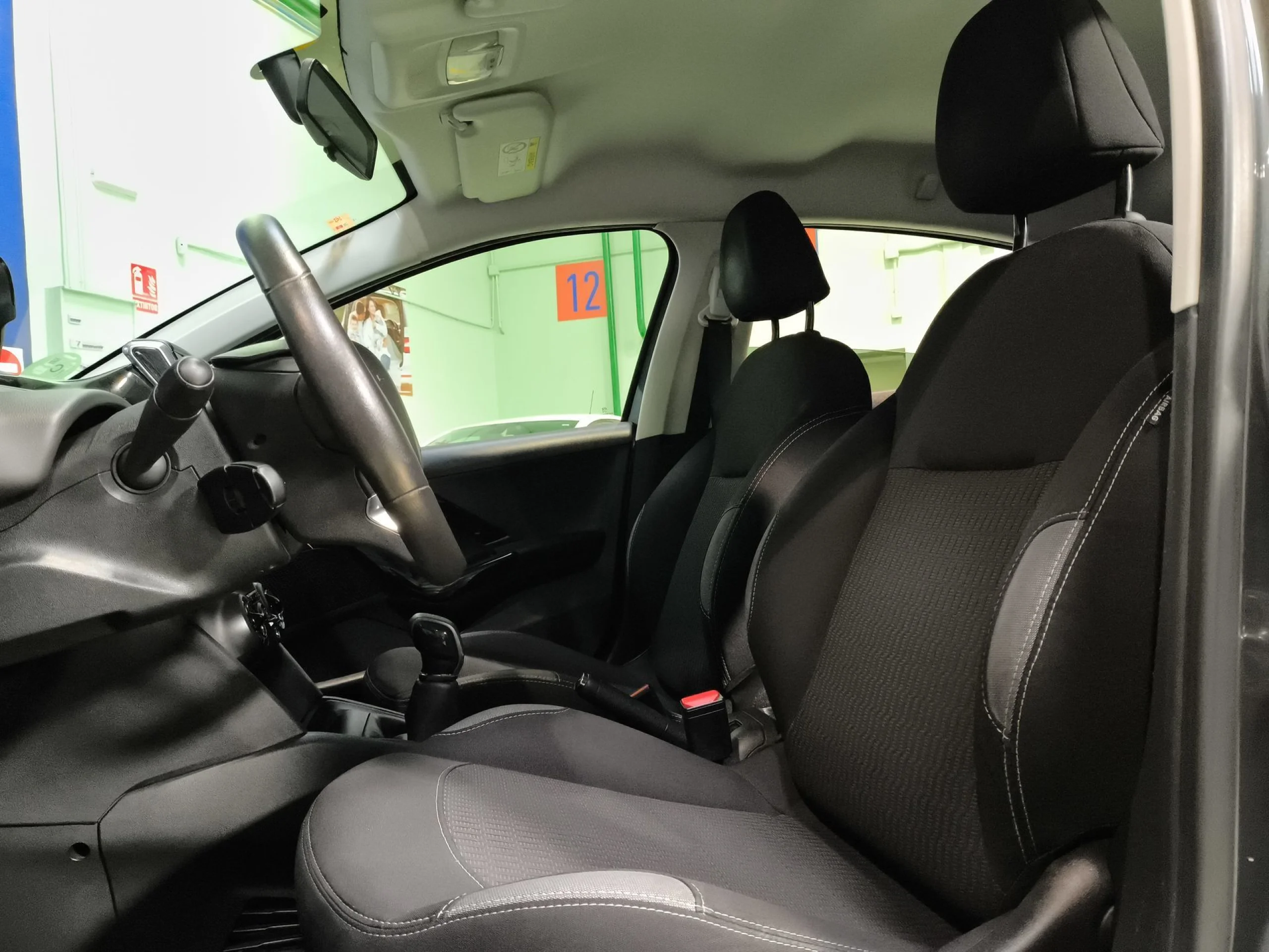 Peugeot 208 PureTech 82 SANDS Active 60 kW (82 CV) - Foto 8