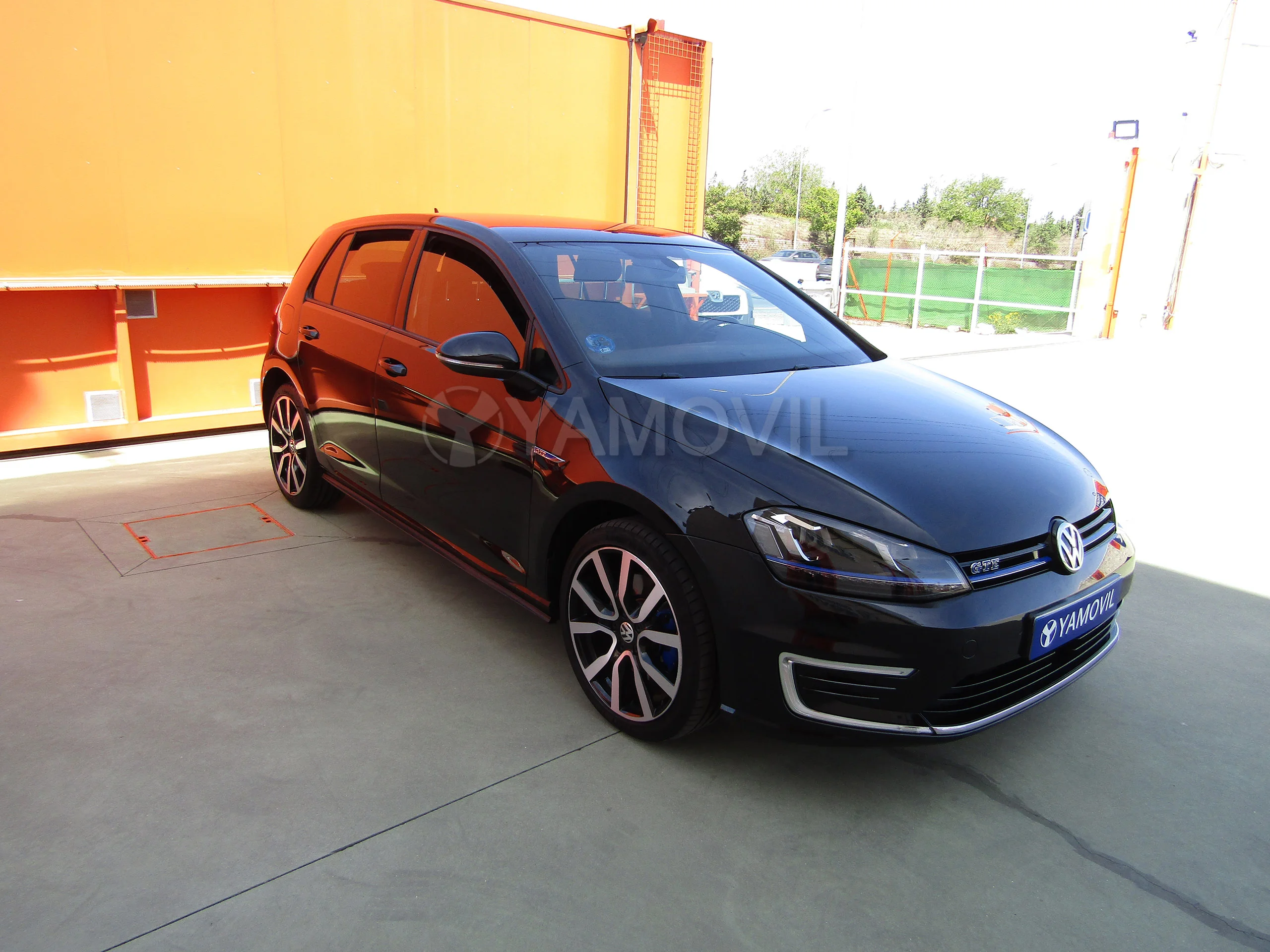 Volkswagen Golf GTE DSG 204CV ELÉCTRICO HÍBRIDO ENCHUFABLE - Foto 2