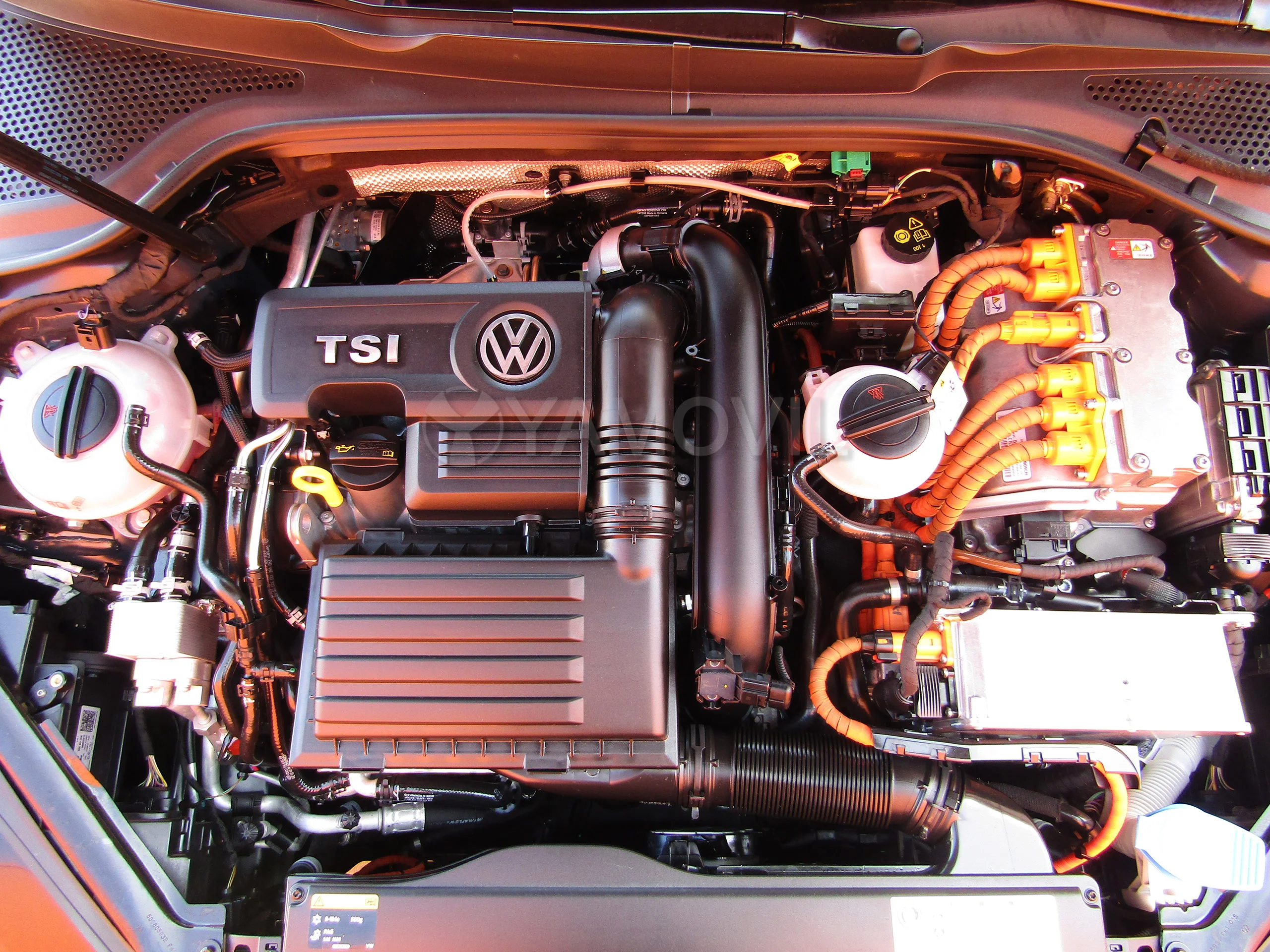 Volkswagen Golf GTE DSG 204CV ELÉCTRICO HÍBRIDO ENCHUFABLE - Foto 8