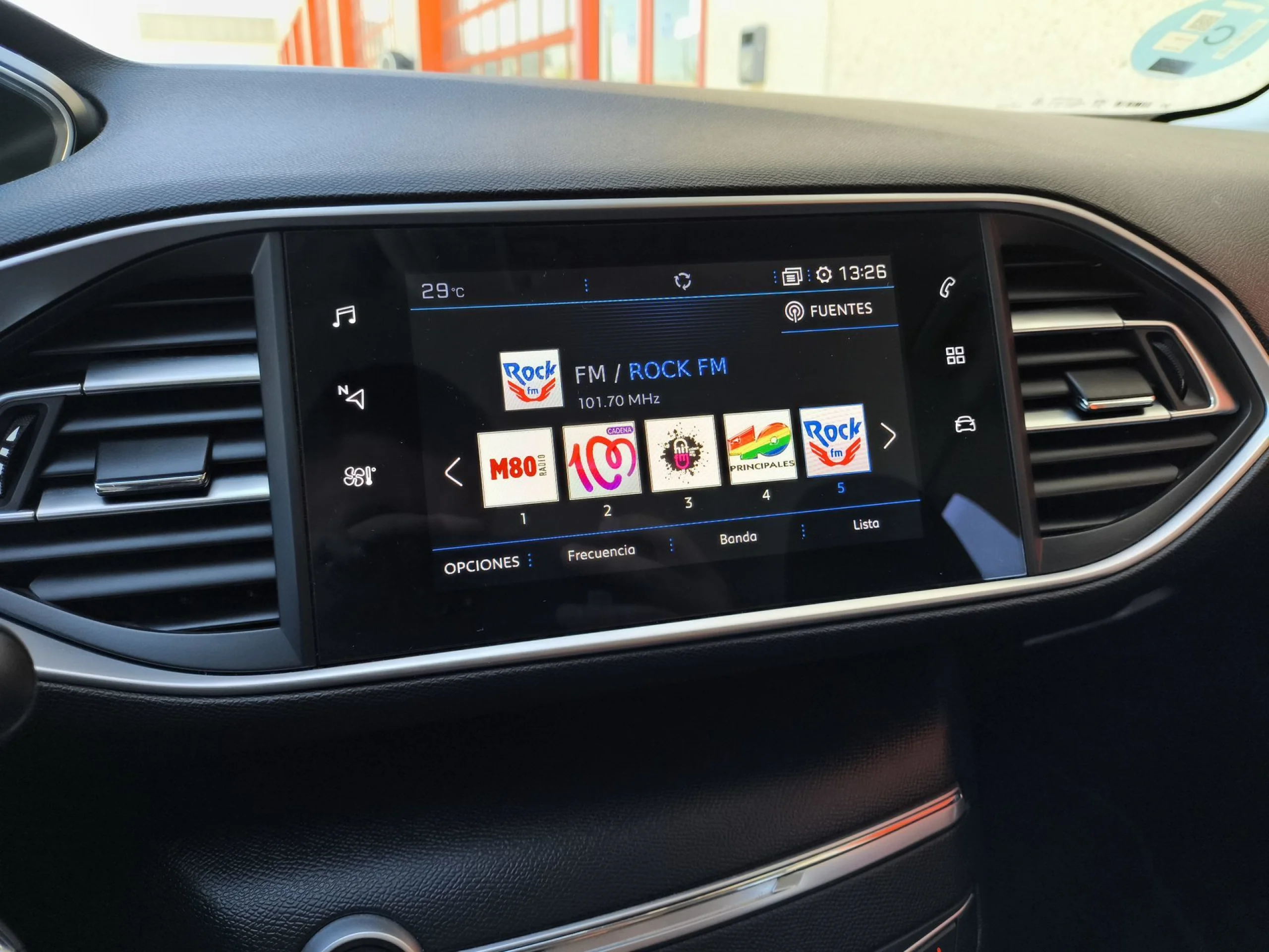 Peugeot 308 PureTech 110 SANDS Active 81 kW (110 CV) - Foto 13