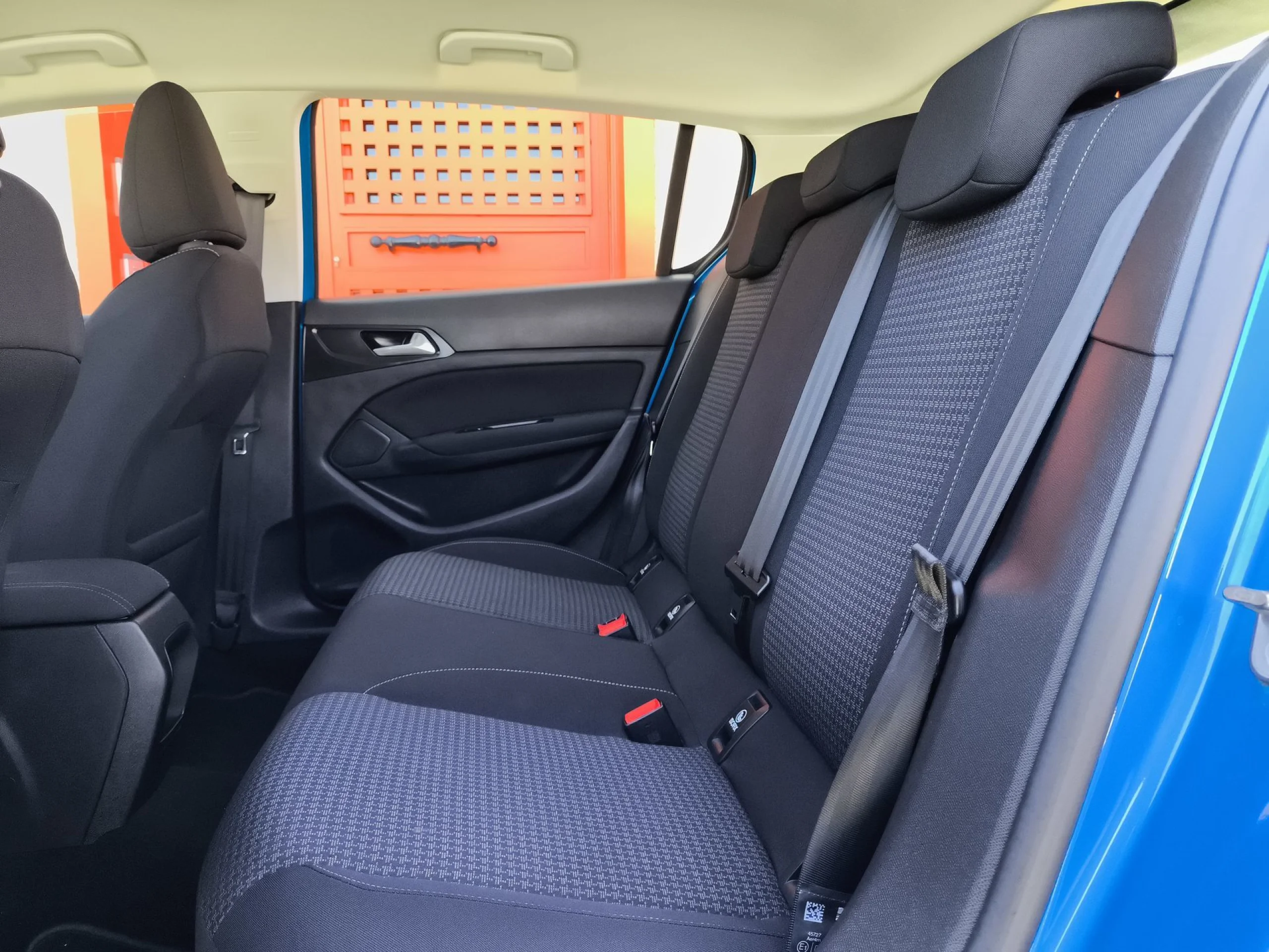 Peugeot 308 PureTech 110 SANDS Active 81 kW (110 CV) - Foto 18
