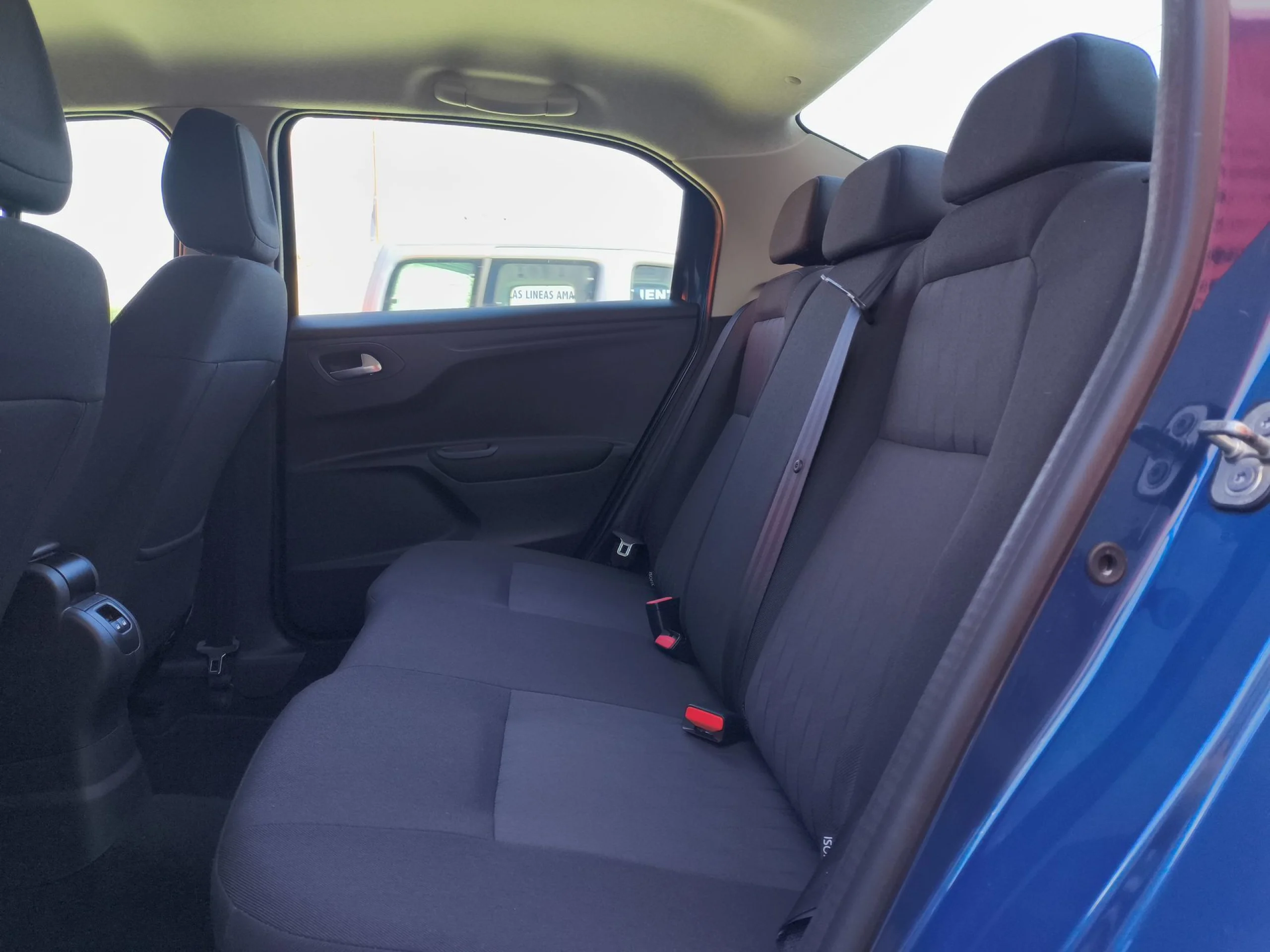 Citroen C-Elysee BlueHDi 100 Shine 75 kW (102 CV) - Foto 22