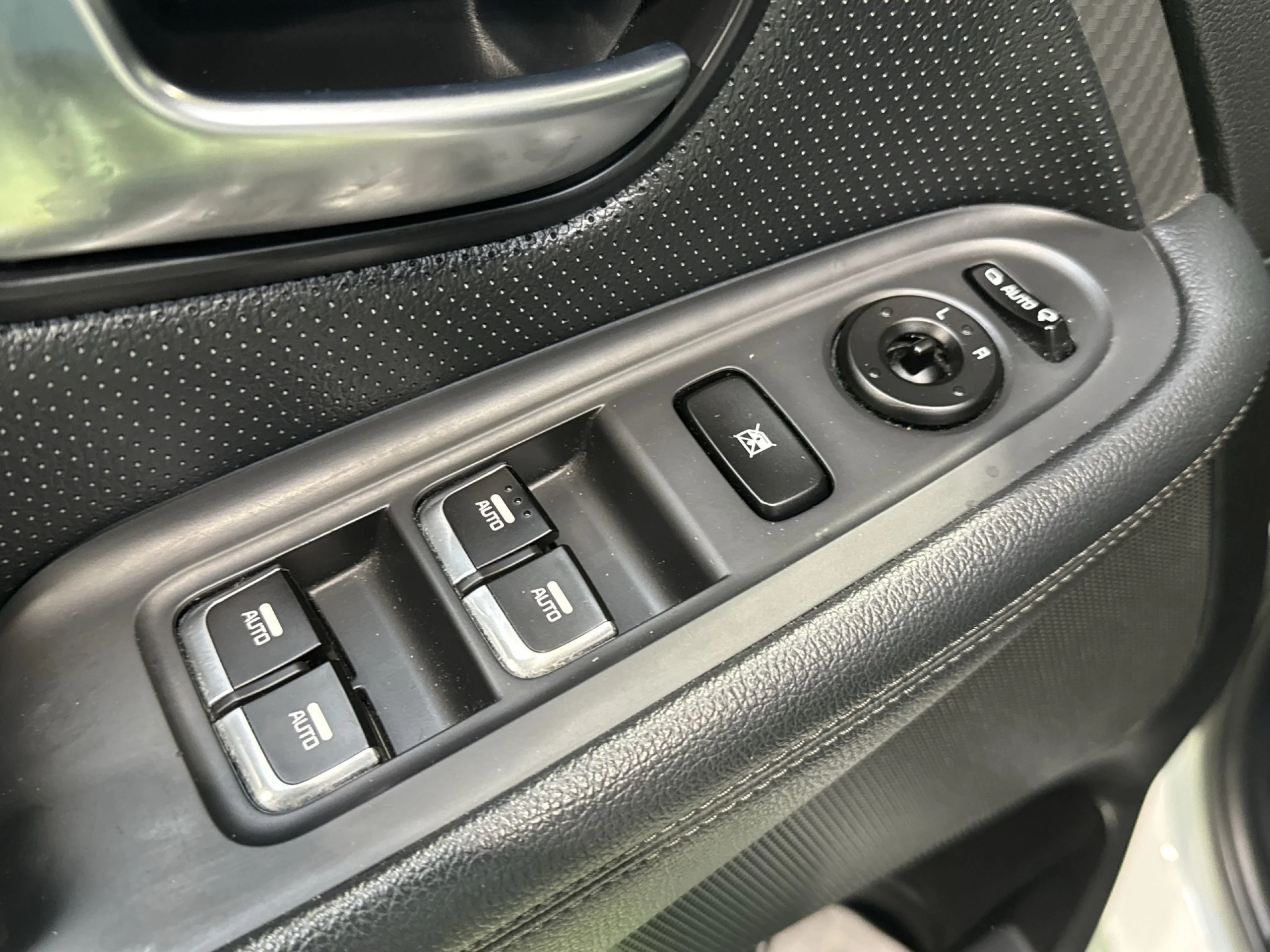 Kia Carens 1.6 GDi Drive 99 kW (135 CV) - Foto 10