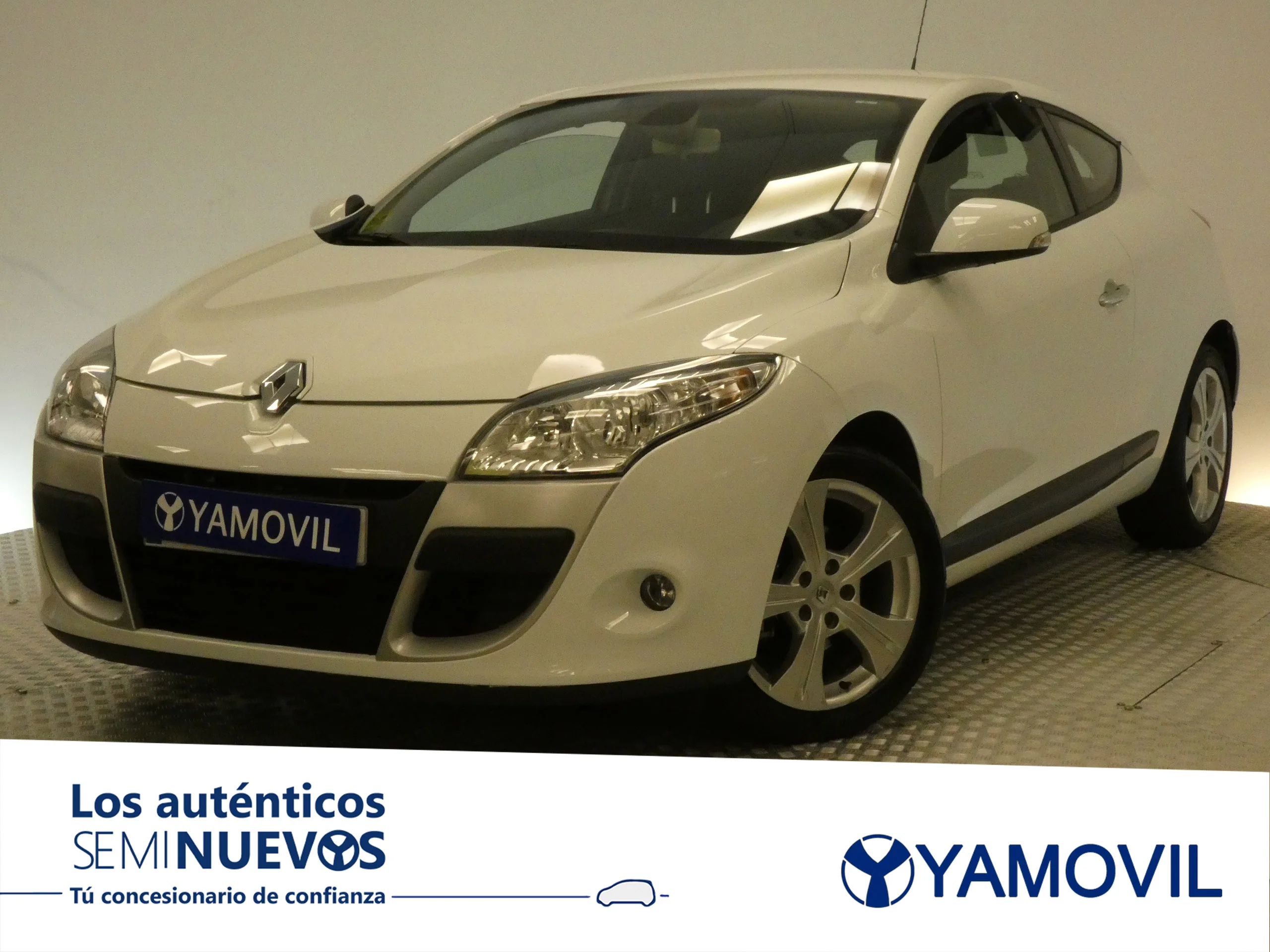 Renault Megane COUPÉ 1.5 DCi DYNAMIQUE MAN 3P - Foto 1