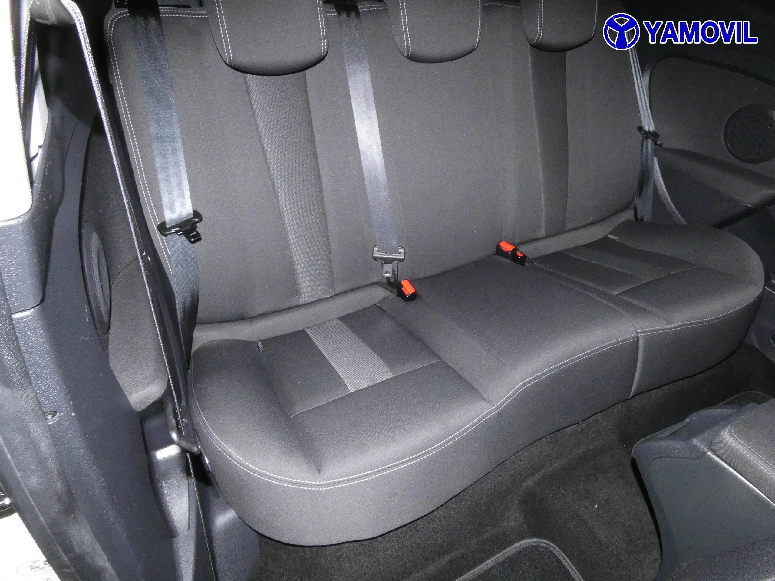 Renault Megane COUPÉ 1.5 DCi DYNAMIQUE MAN 3P - Foto 18