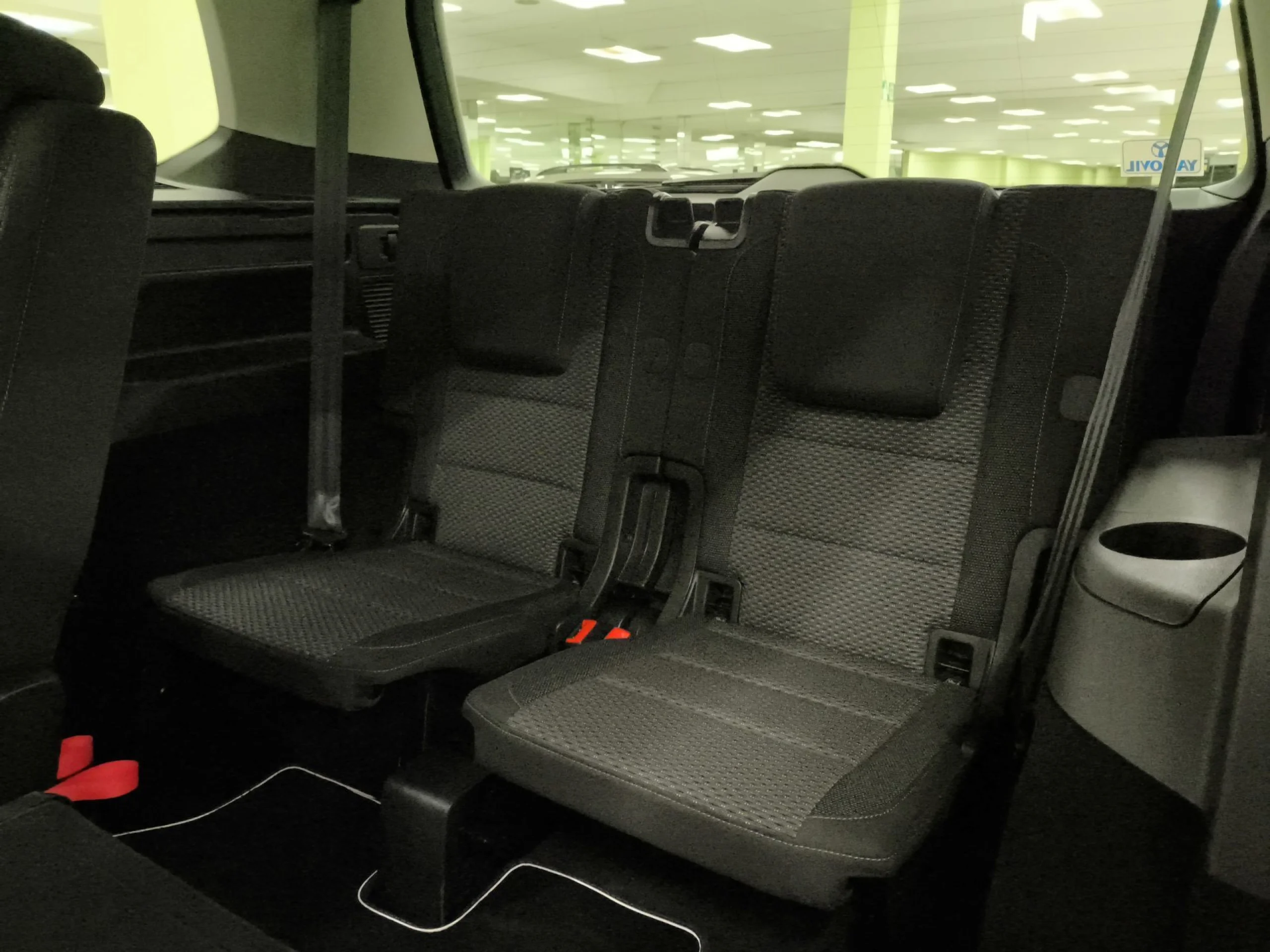 Volkswagen Touran Advance 2.0 TDI 85 kW (115 CV) DSG - Foto 19