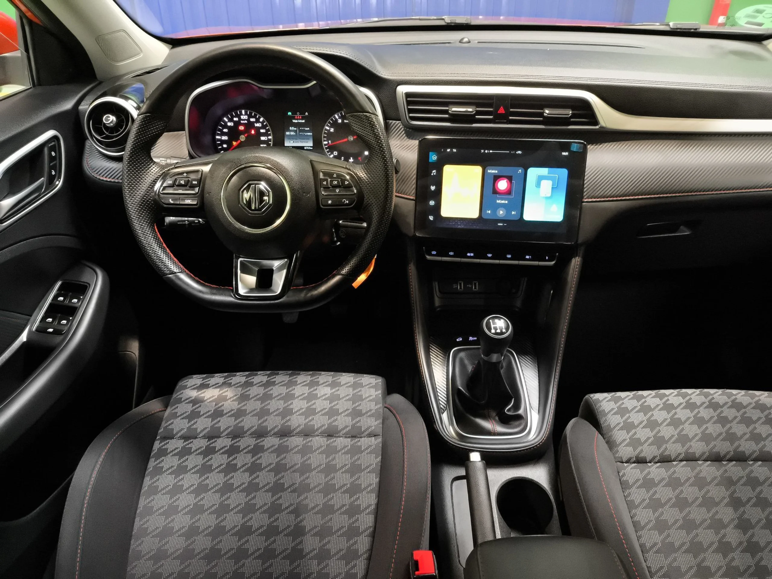 MG ZS 1.5 Comfort 78 kW (106 CV) - Foto 16