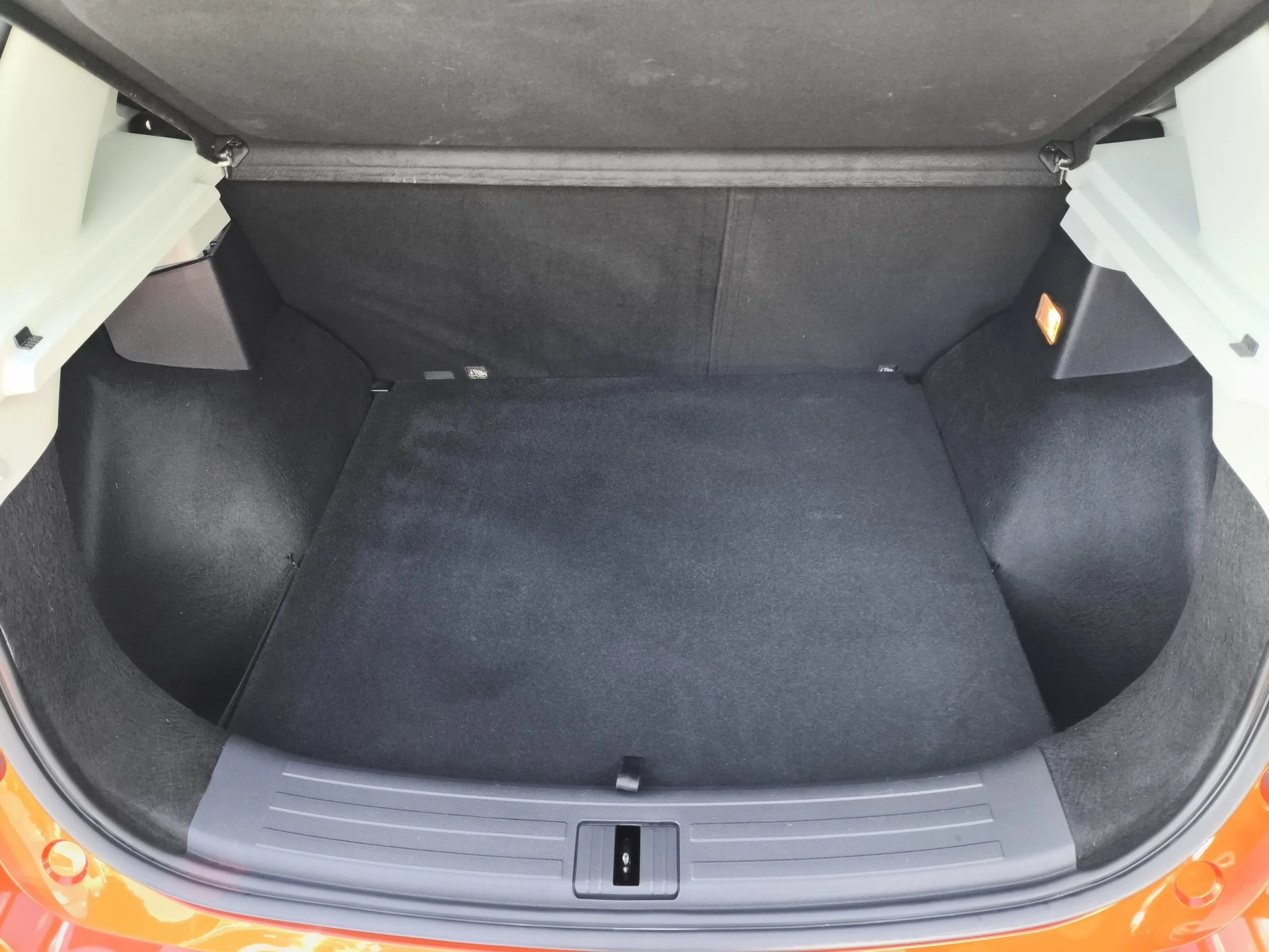 MG ZS 1.5 Comfort 78 kW (106 CV) - Foto 18