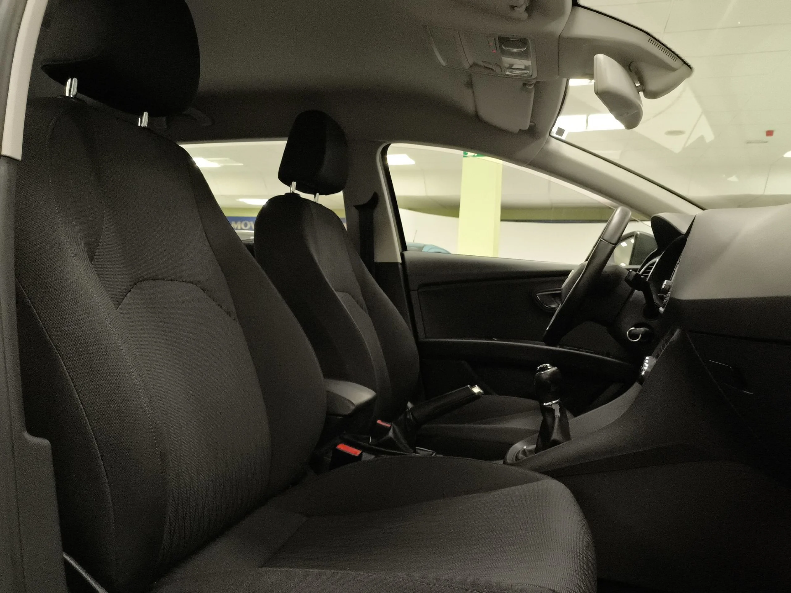 Seat León ST 1.6 TDI SANDS Style 77 kW (105 CV) - Foto 23