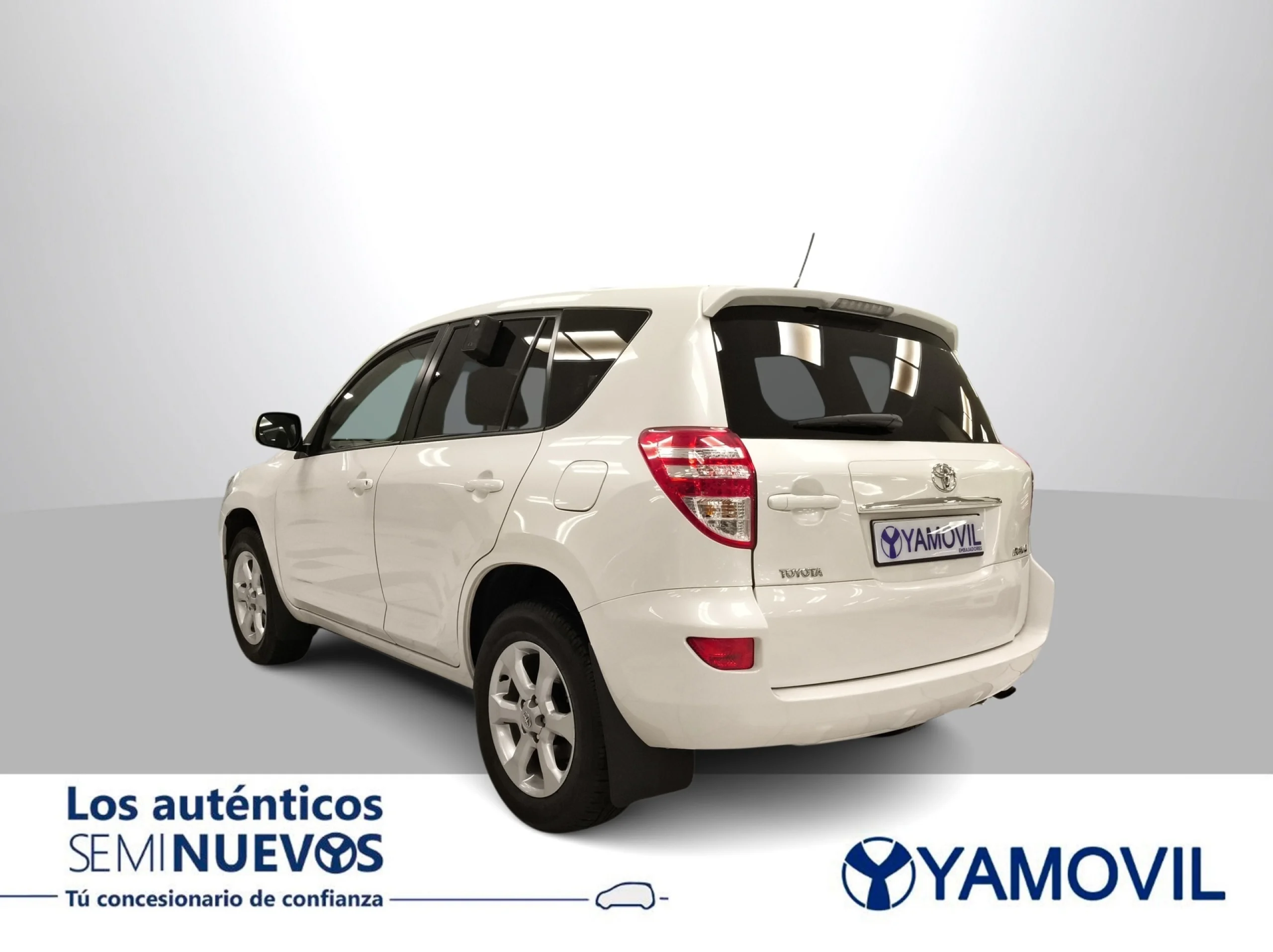 Toyota Rav4 2.2 D-4D Advance 4x2 110 kW (150 CV) - Foto 5