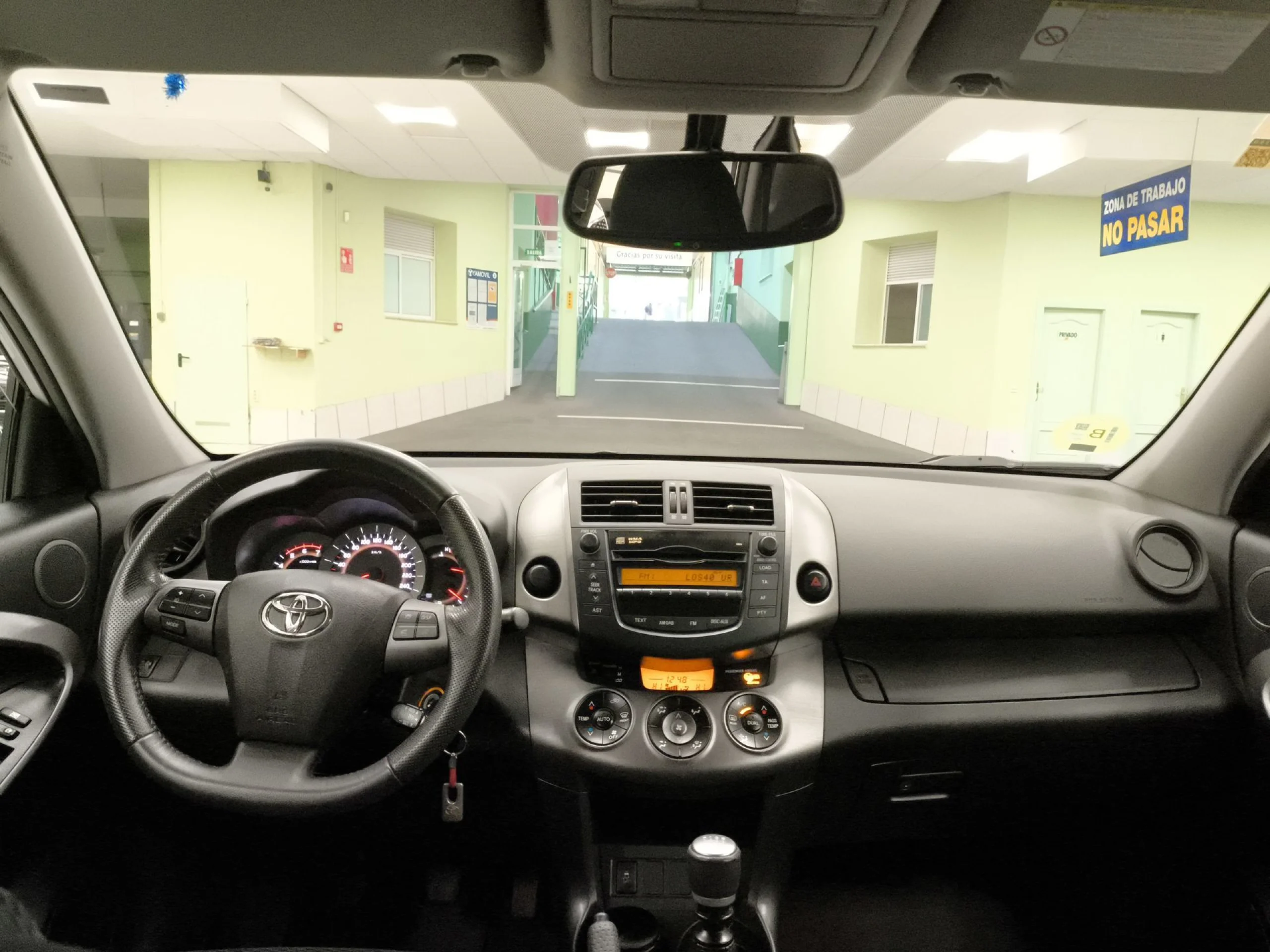 Toyota Rav4 2.2 D-4D Advance 4x2 110 kW (150 CV) - Foto 11